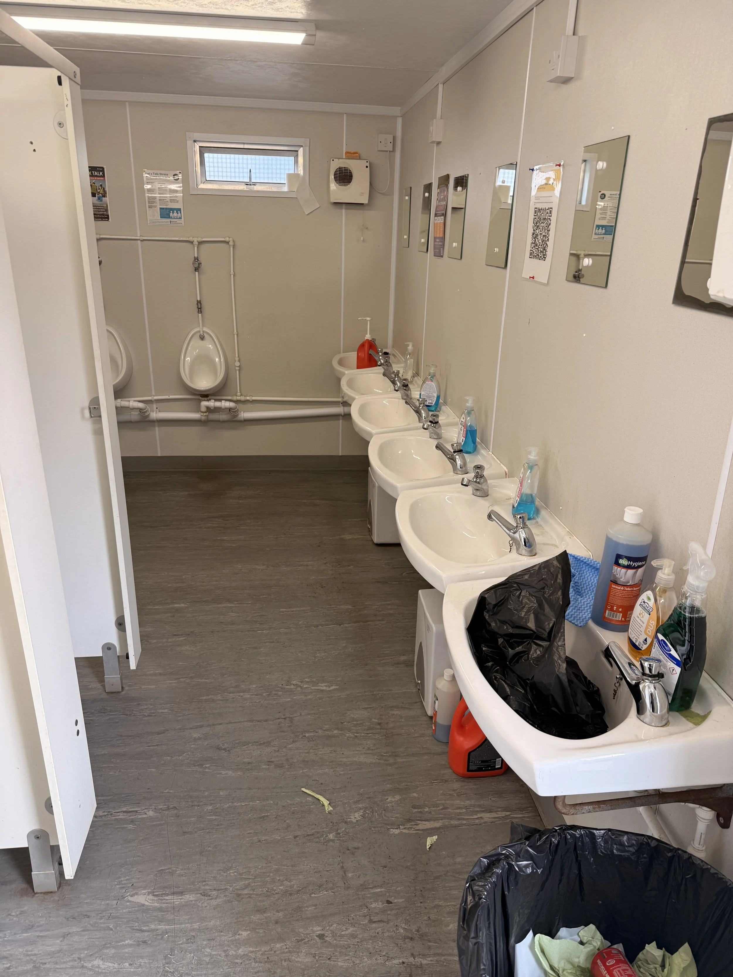 Office Cleaning Telford 2.jpeg