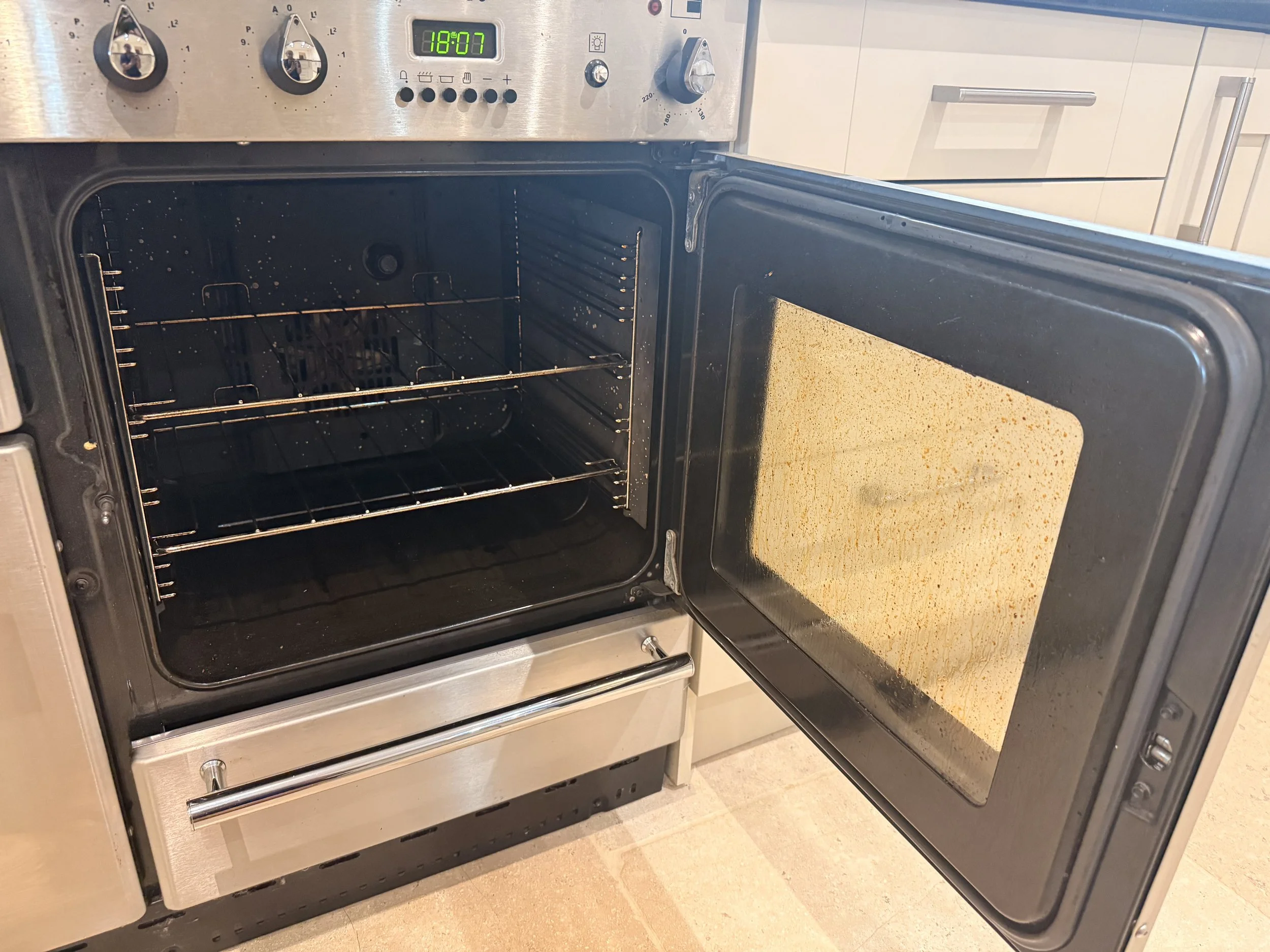 Oven Cleaning Telford 1.jpeg