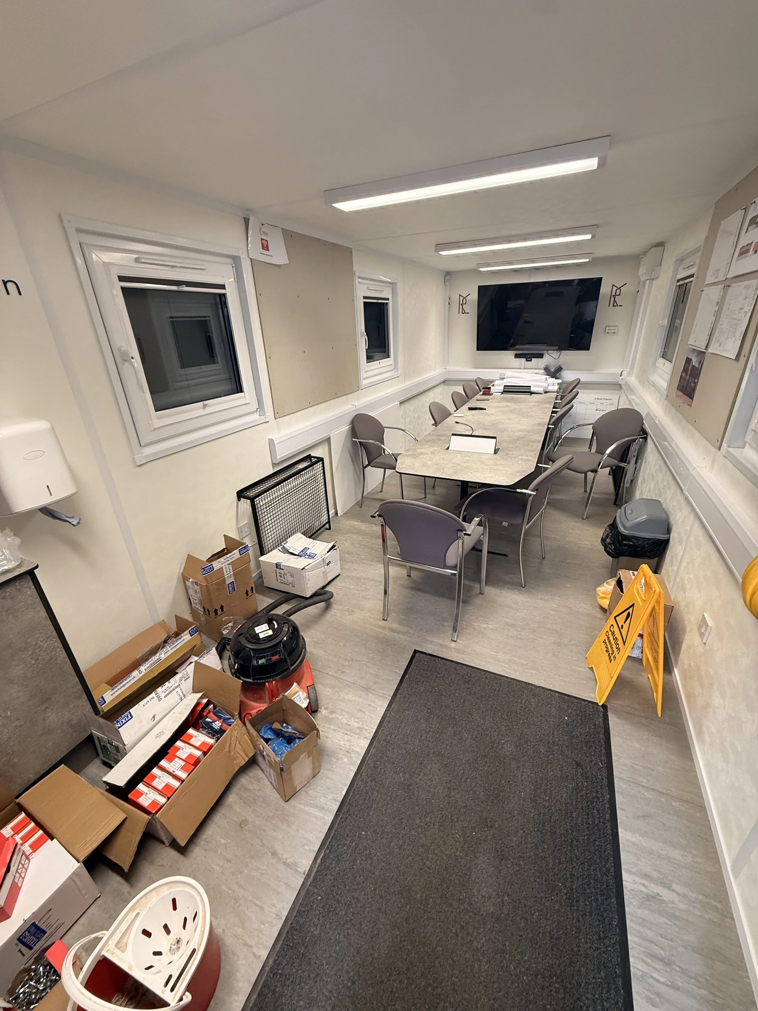 Office Cleaning Shropshire 9.jpeg