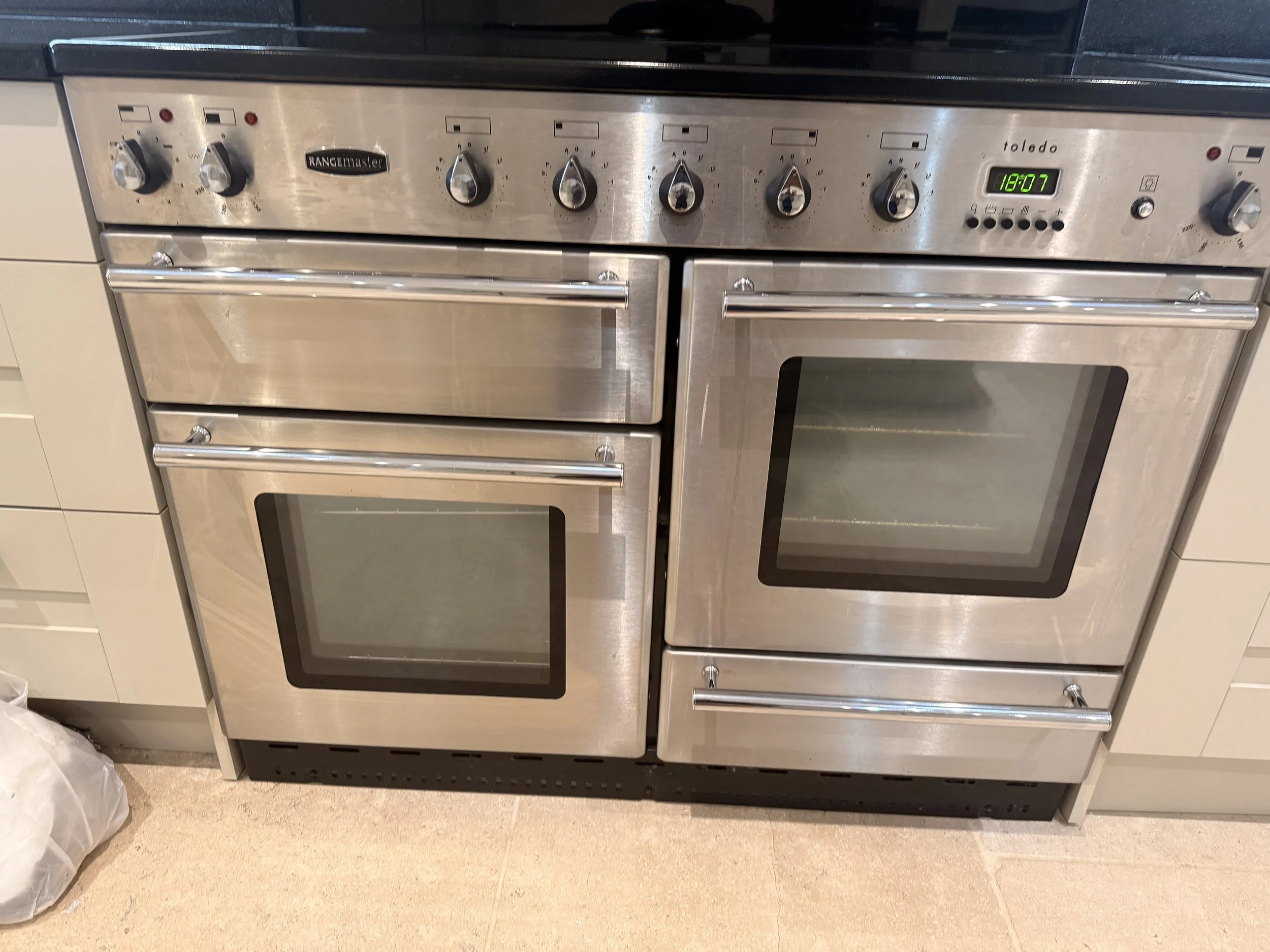 Oven Cleaning Shropshire 4.jpeg