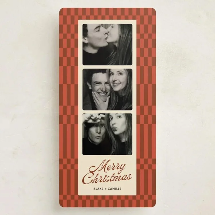 9880 entries and I got lucky enough to get picked on the latest Minted Christmas card challenge! 
The quality of the winning designs is just beyond, and I&rsquo;m very proud to have a little part in it.
There might be a few more to be released but fo