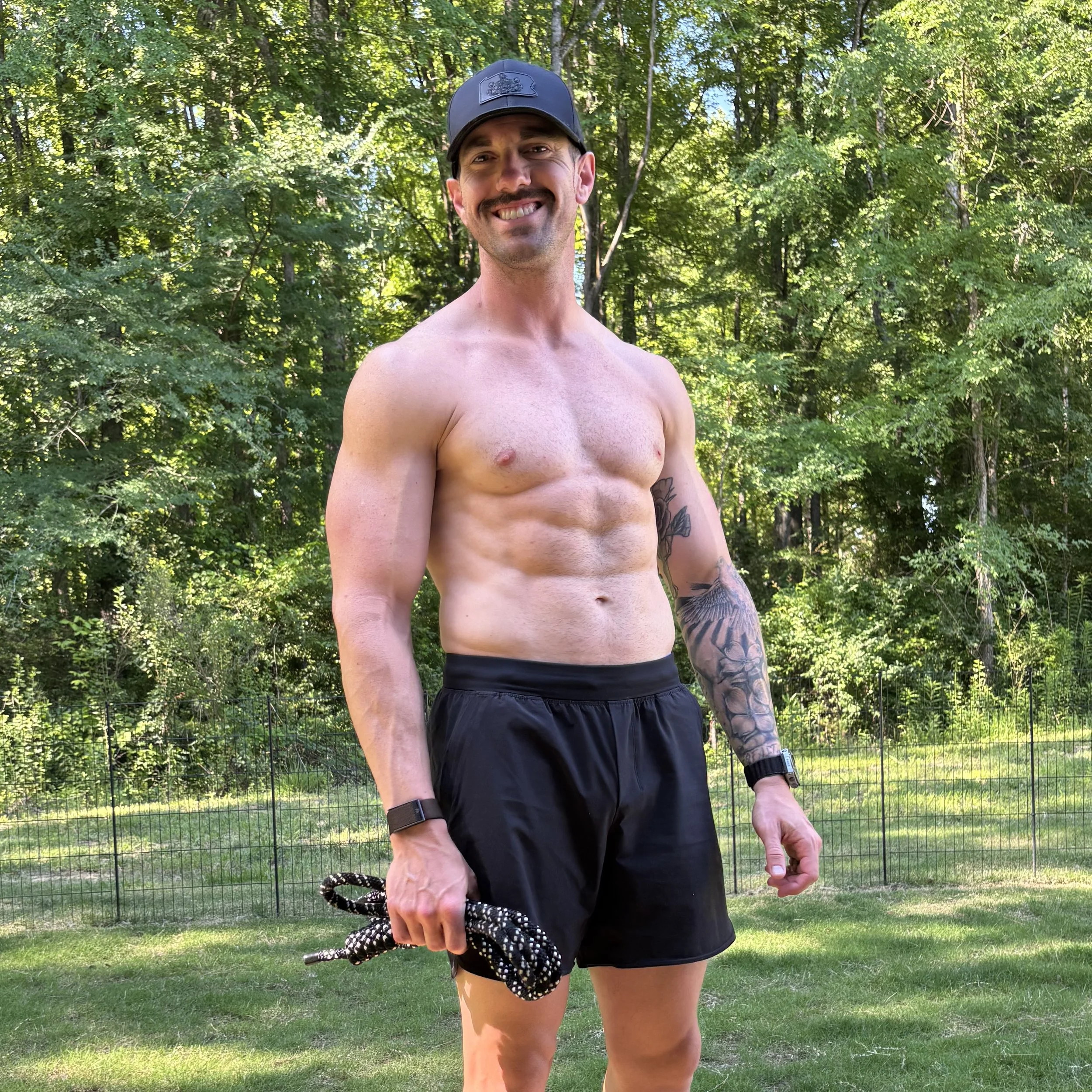 How to Lose Fat Without Extreme Dieting or Living in the Gym