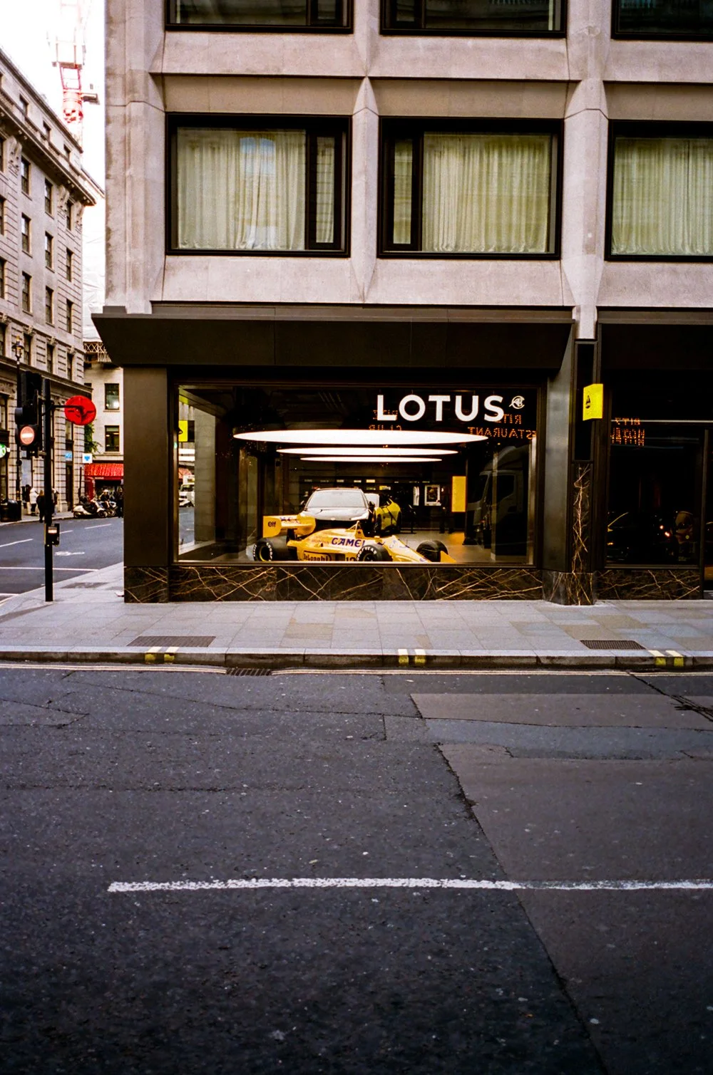 LOTUS00006.jpg