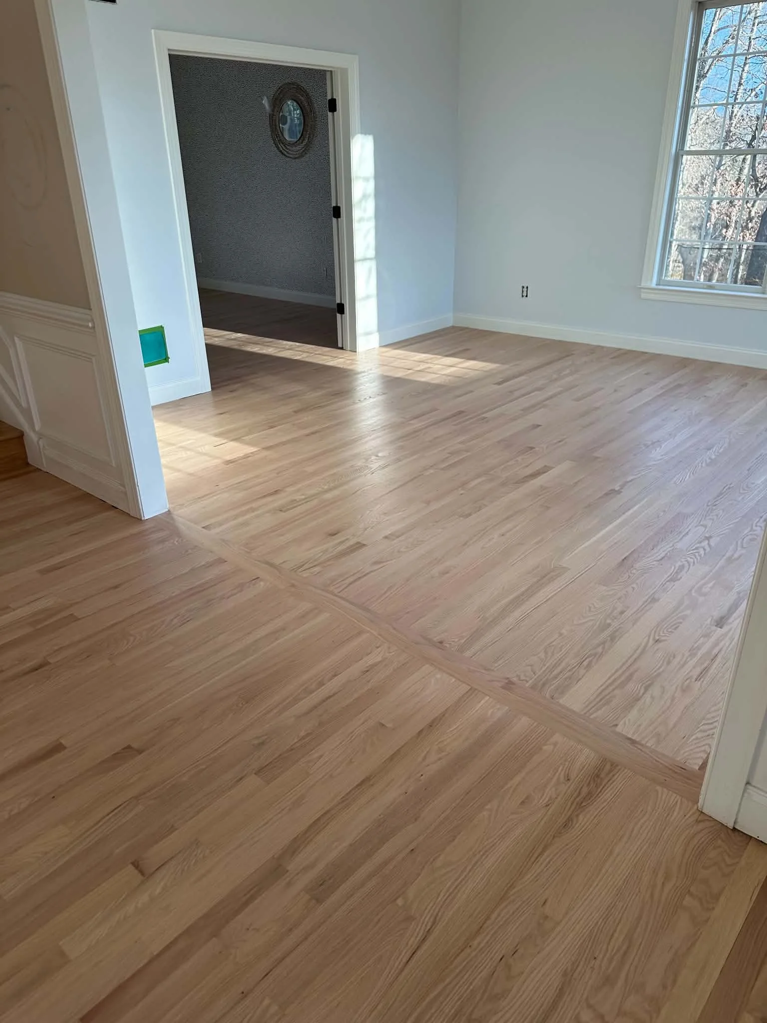European Custom Hardwood does a floor