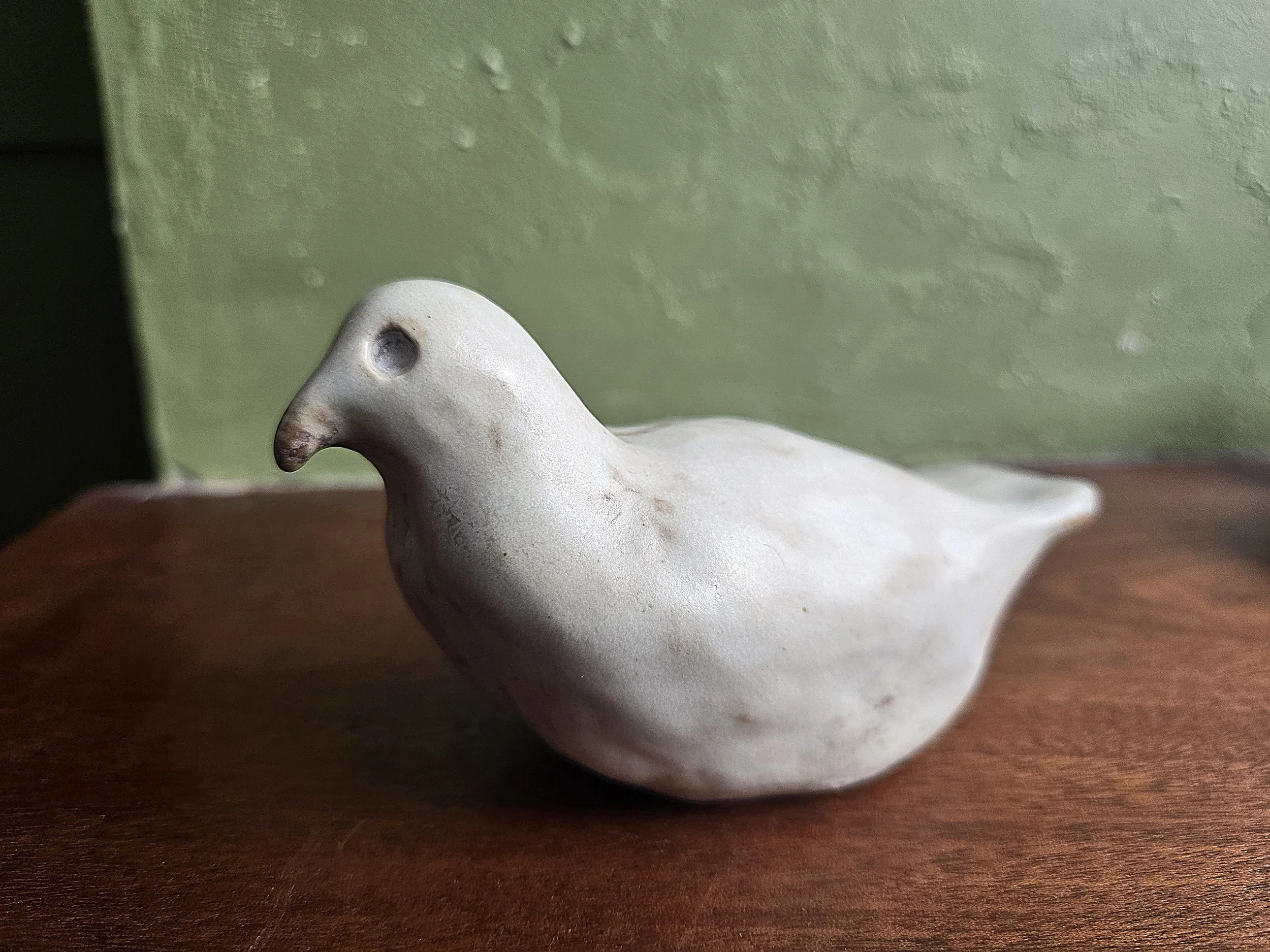 Stoneware Pigeon
