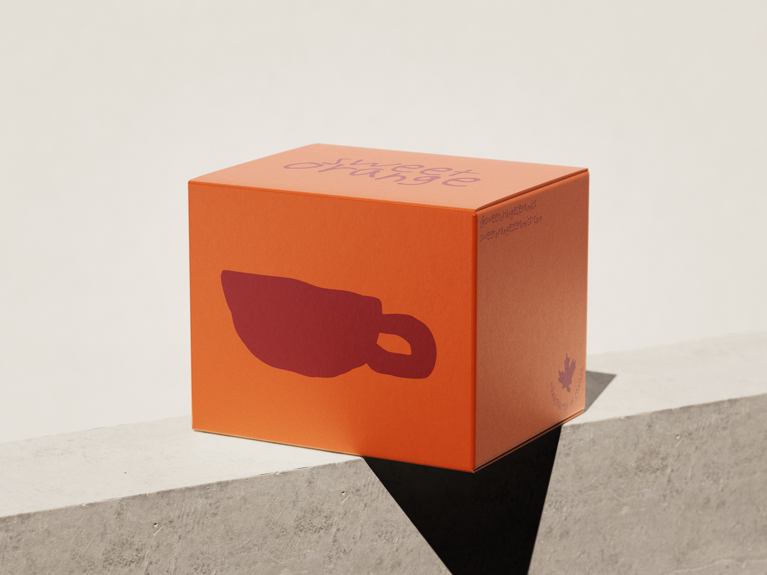 Box_Mockup_3.png