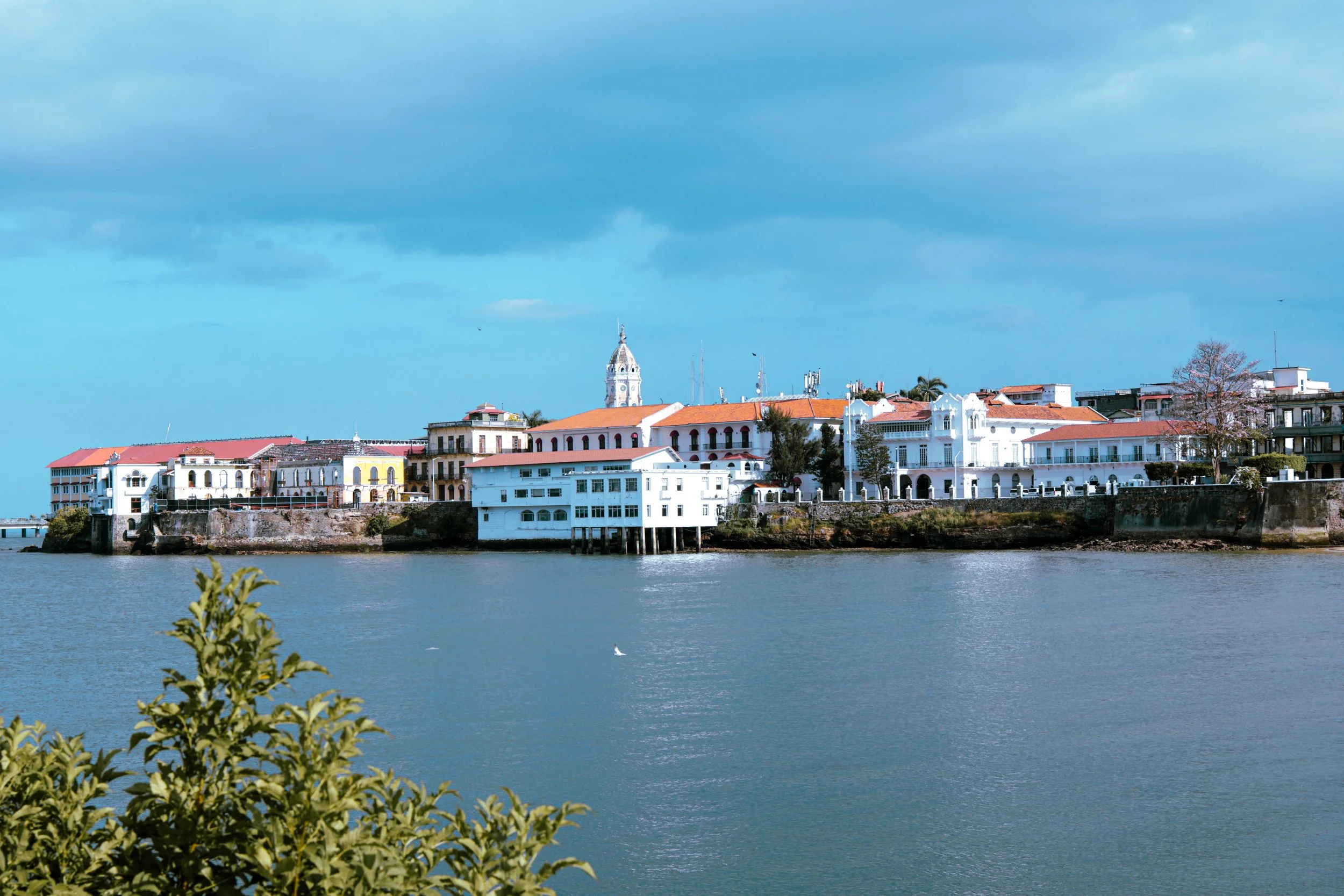 Colonial City