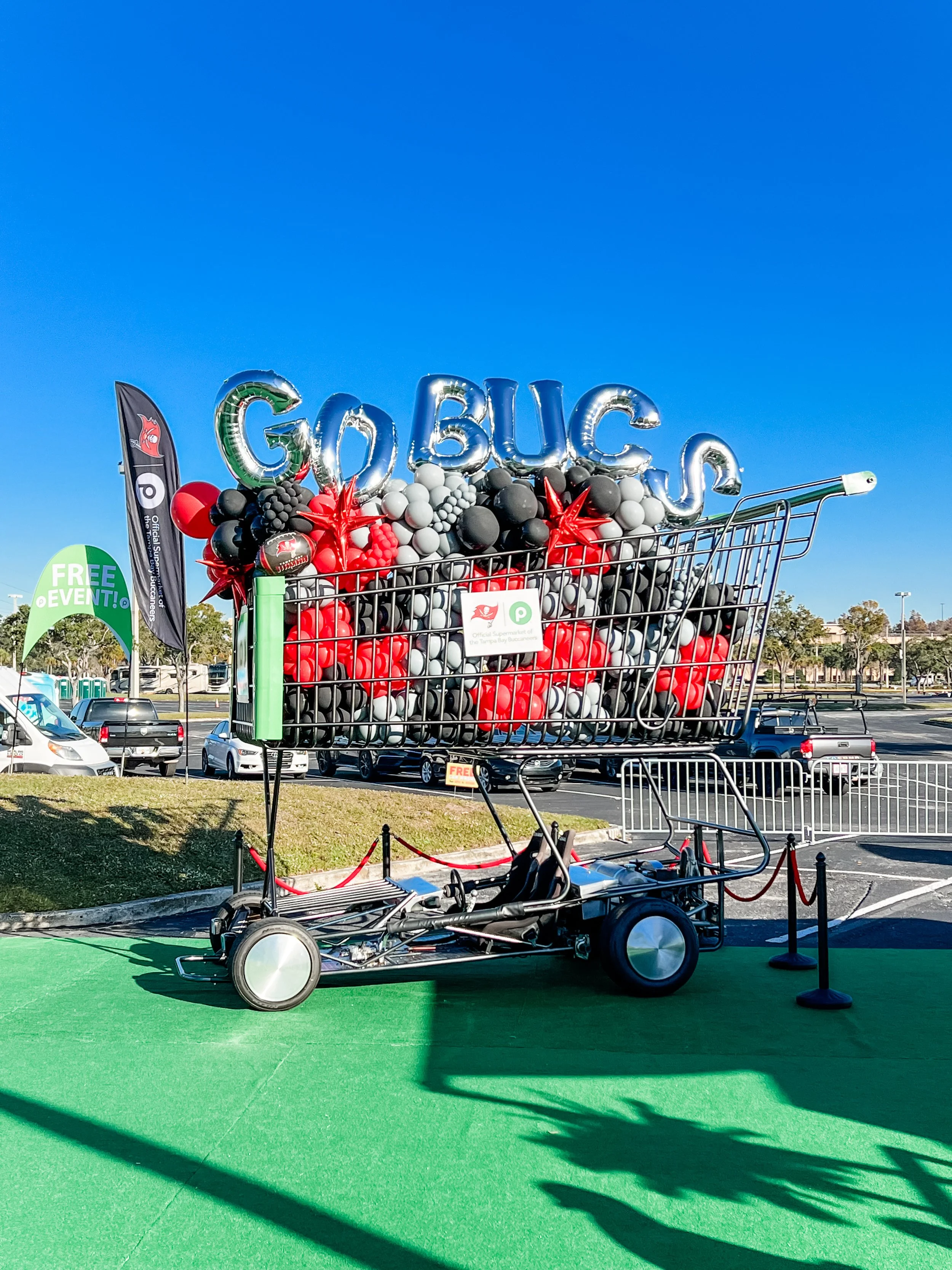 Balloons Garland for a Publix and Bucs Tailgate Event!