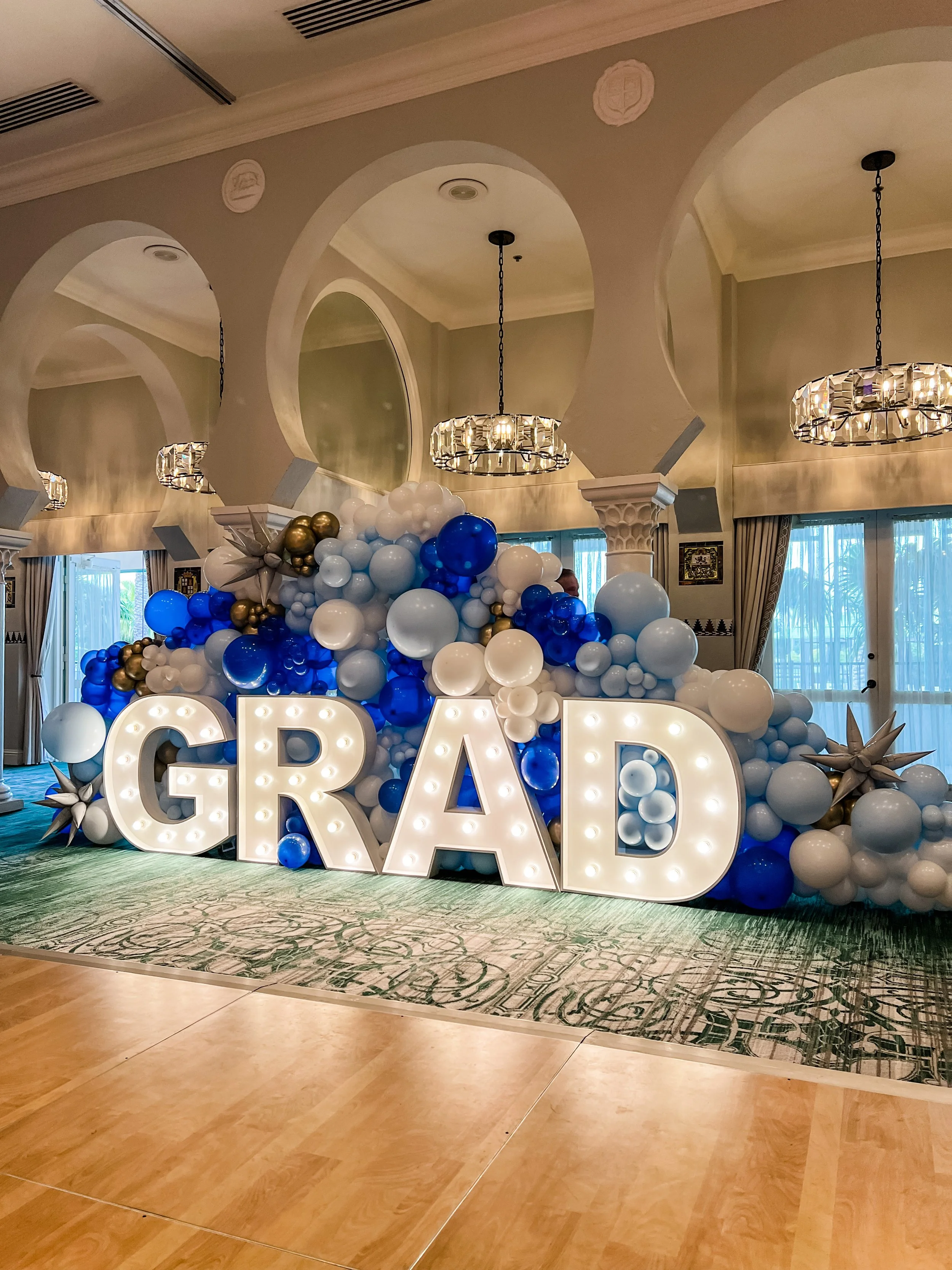 Graduation Balloons St. Pete