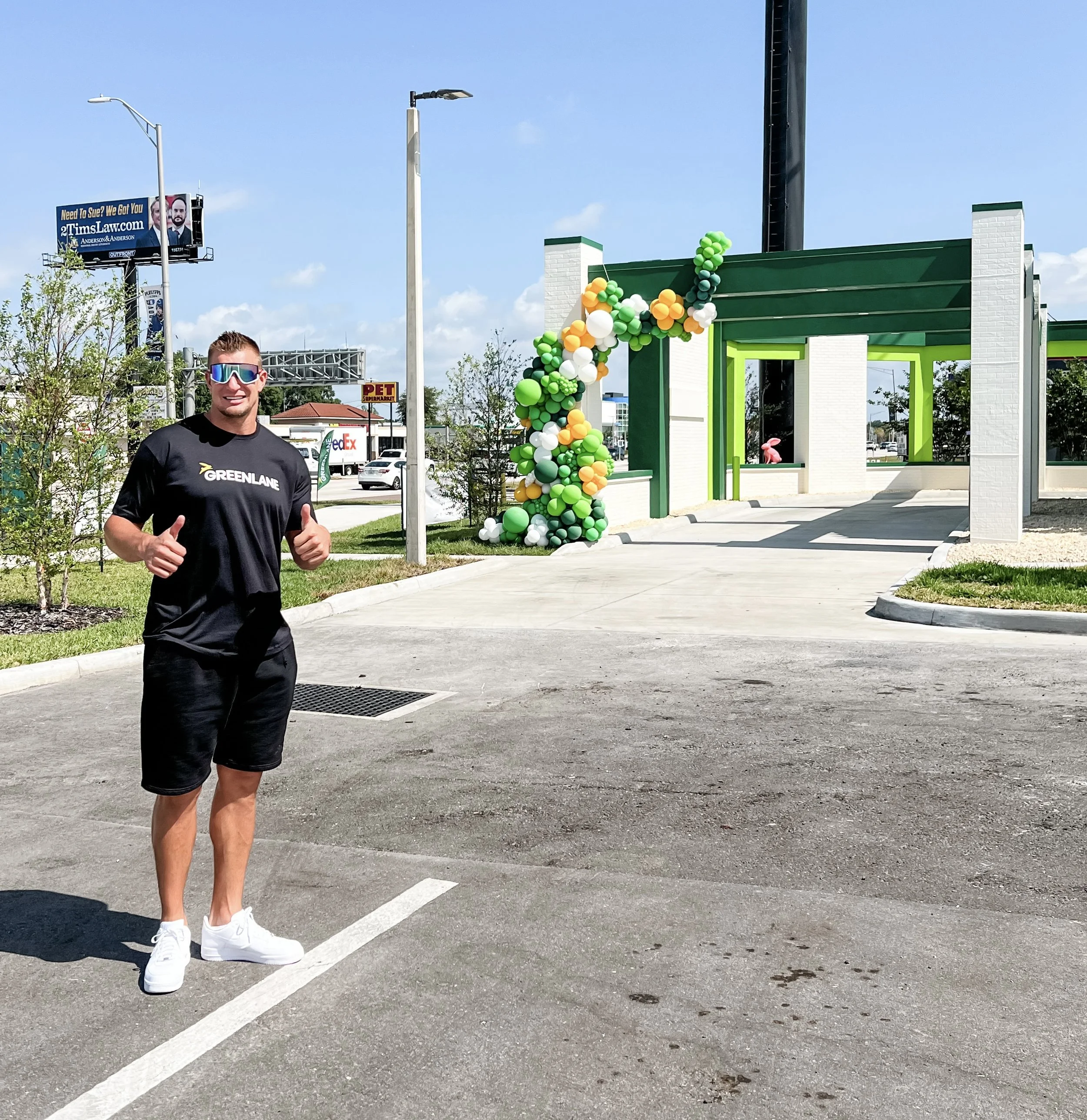 Balloon Garland for Greenlane's Grand Opening in Tampa!