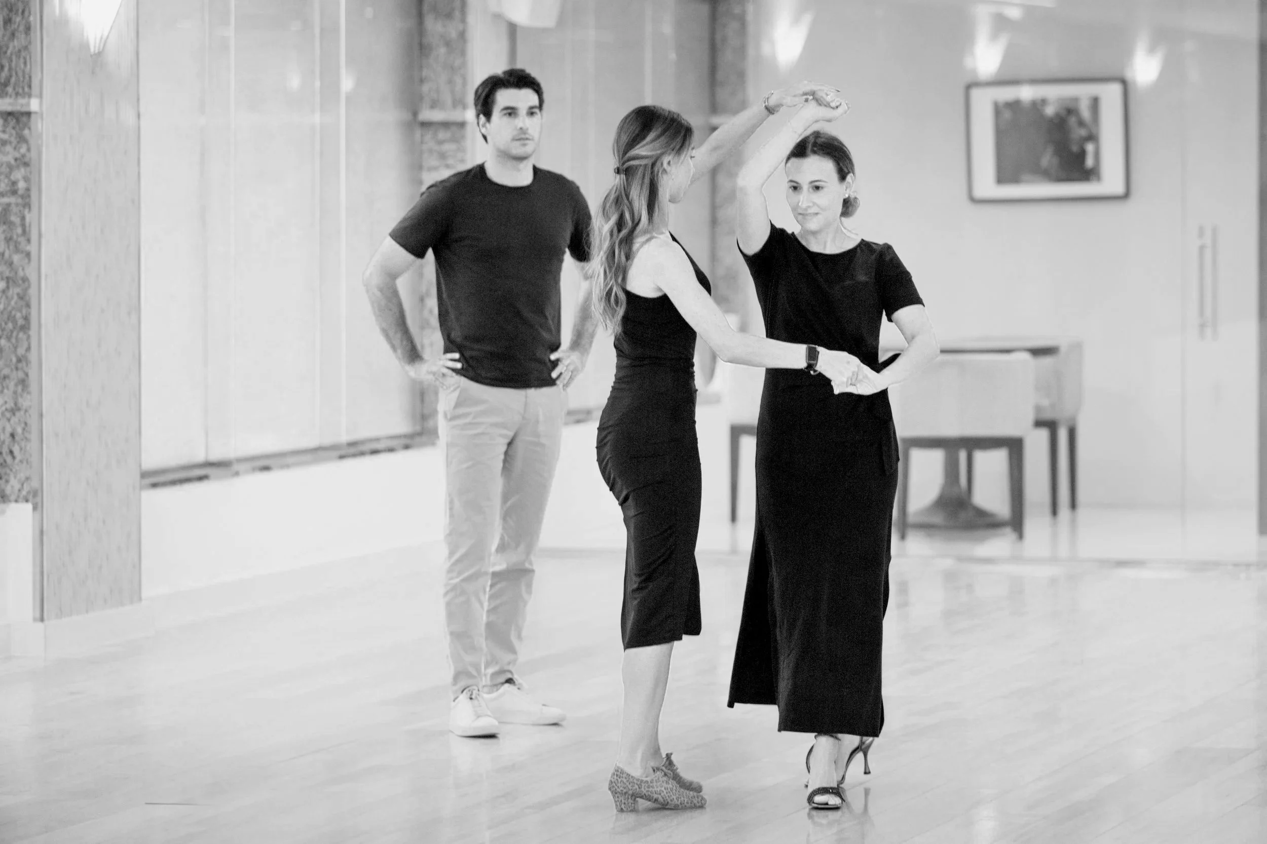 Amalia Teaching Wedding Couple First Dance in Dubai 1