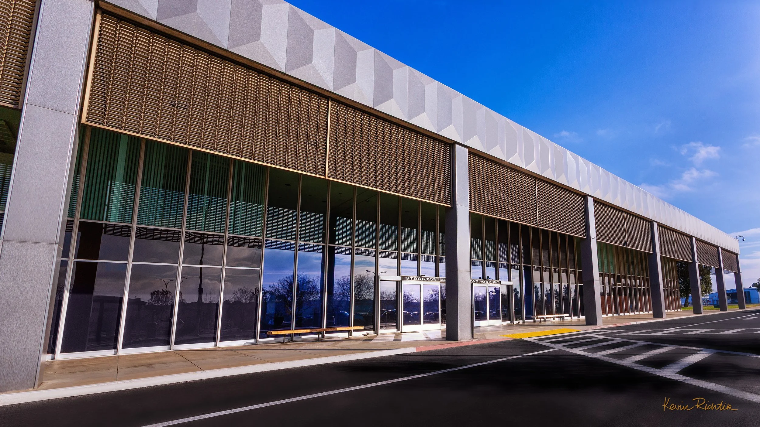 Stockton Airport.jpg