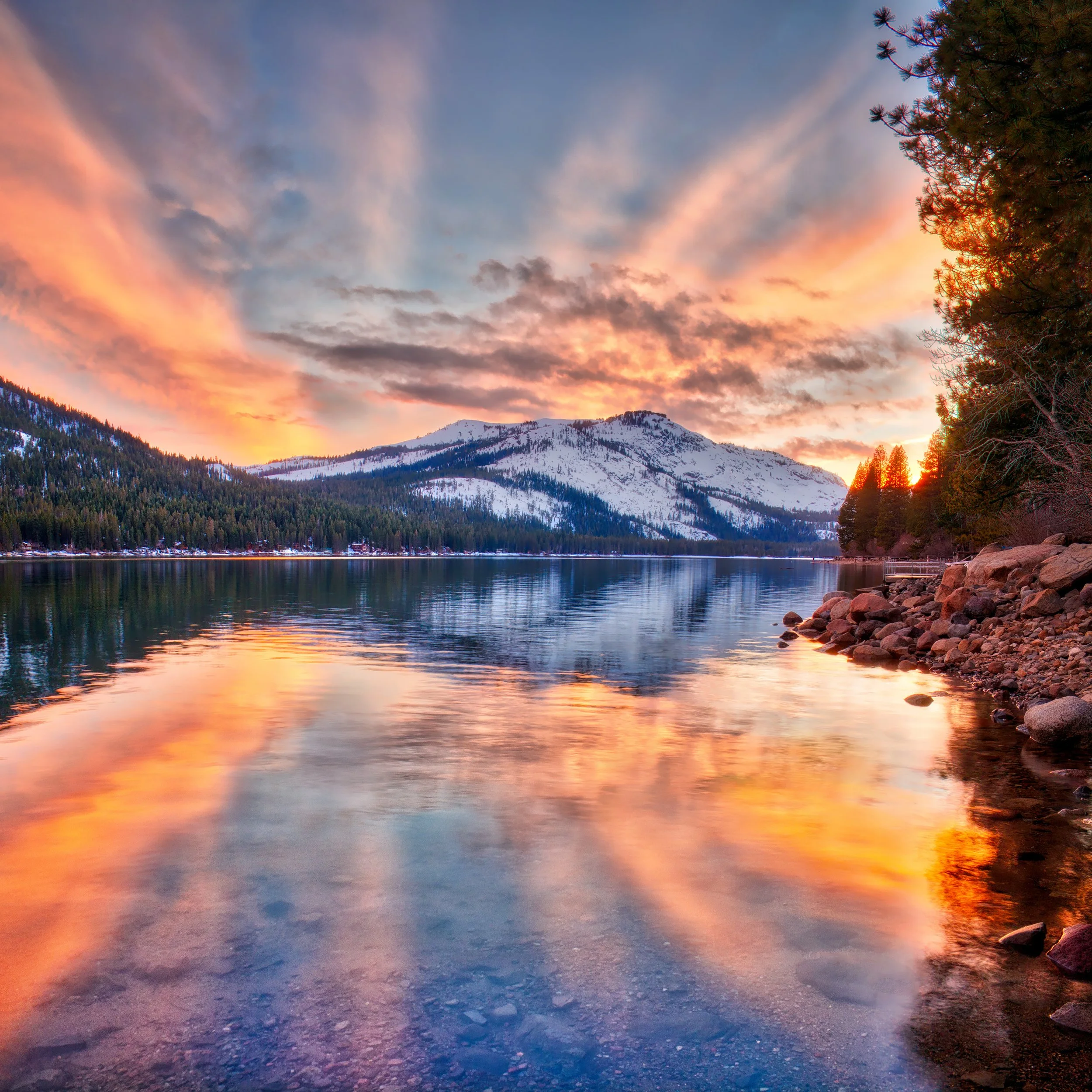 Donner_Lake_Sunset.jpg