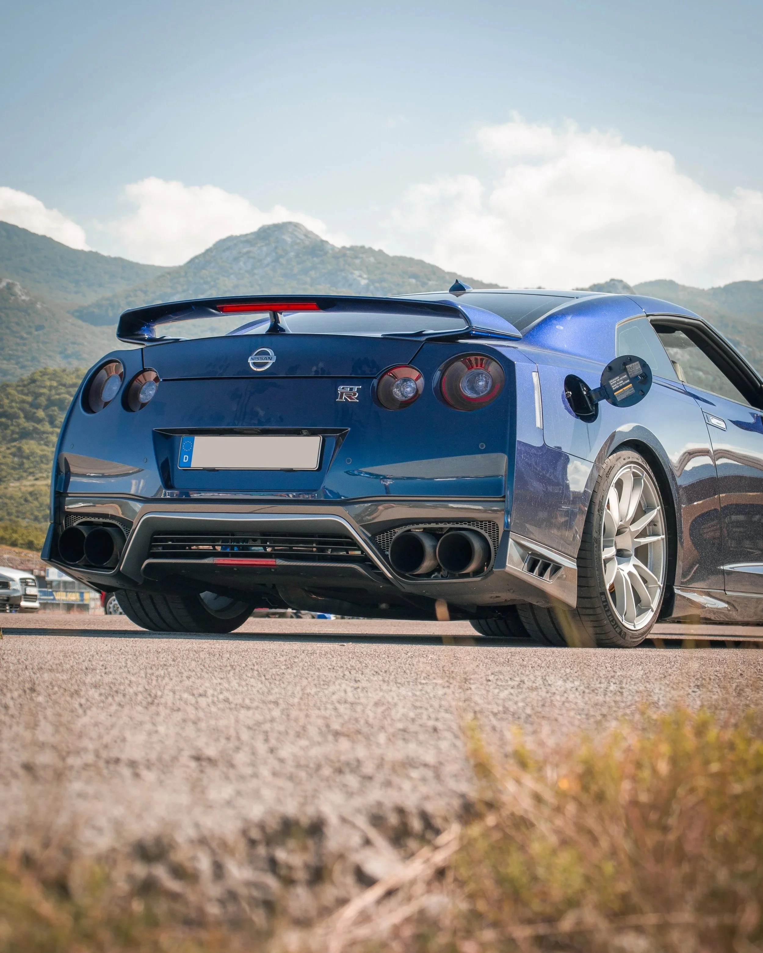 Profesionalna fotografija vozila — Nissan GT-R, snimanje na lokaciji, Autosnimanje Rijeka Grobnik Auto Staza