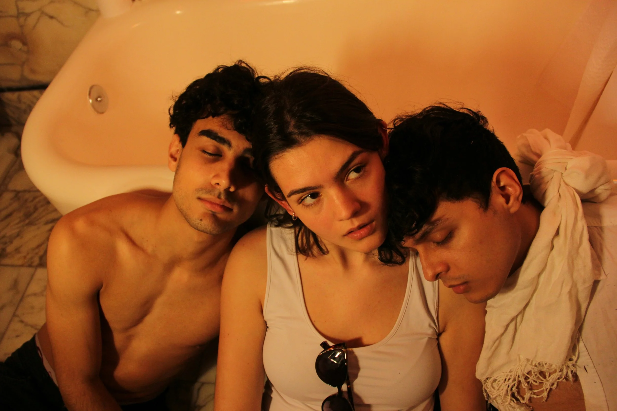 The gap in the polyamory/ monogamy conversation