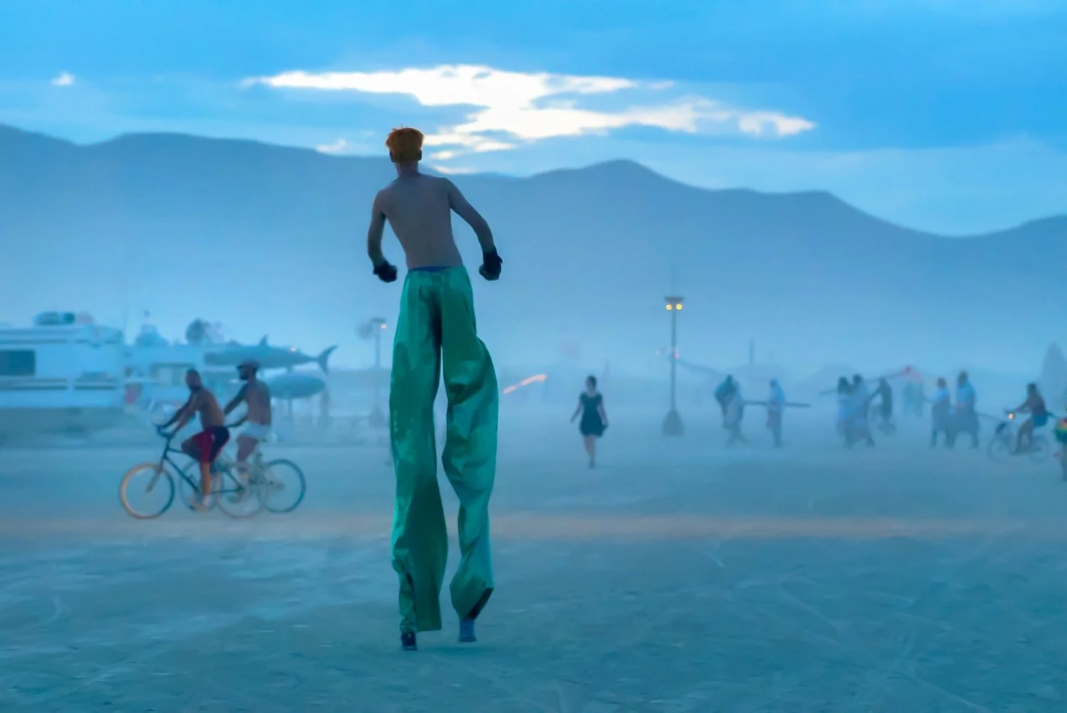 Editorial_01_BurningMan.jpg