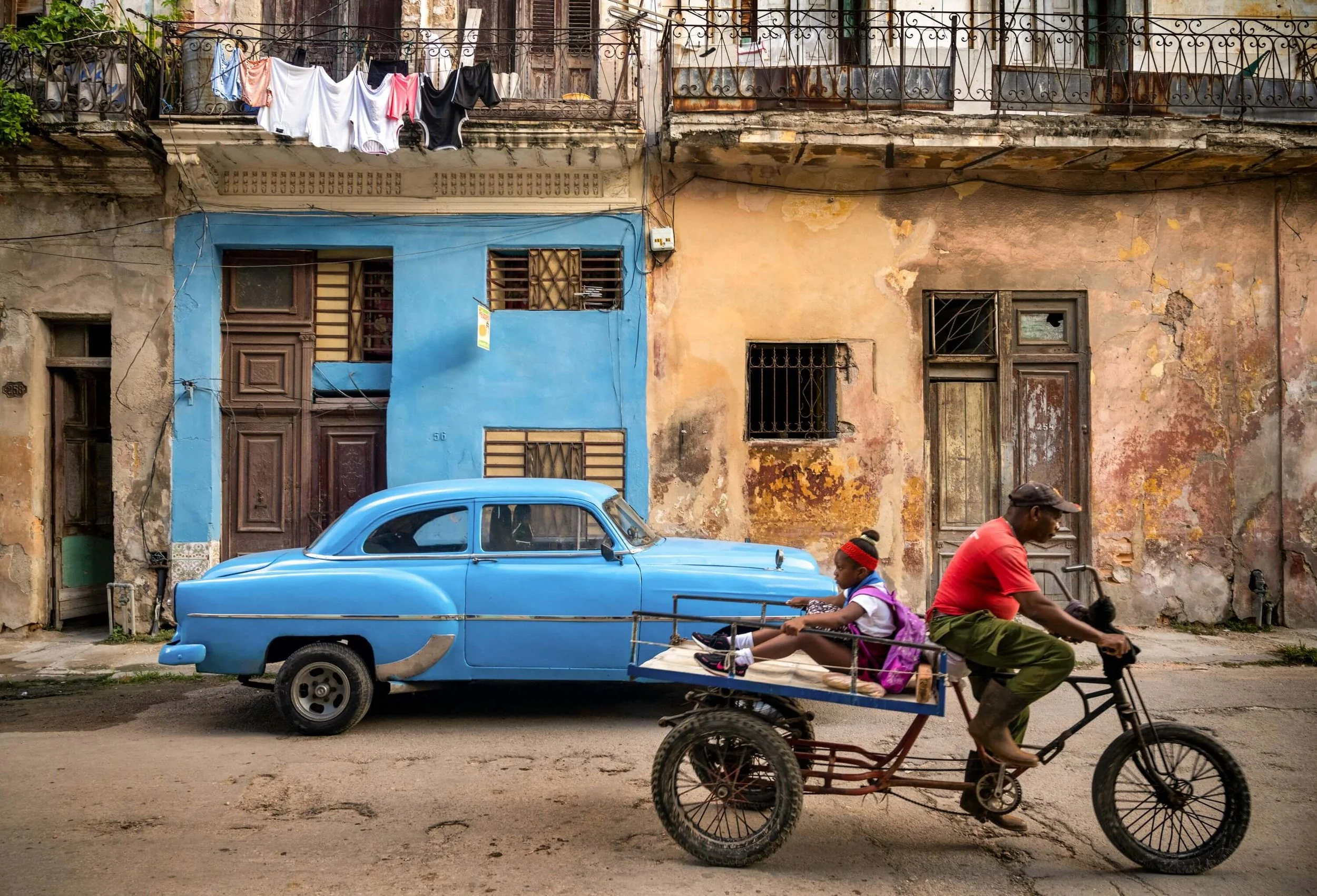 DeanneFitzmaurice_Travel-24_Cuba.jpeg