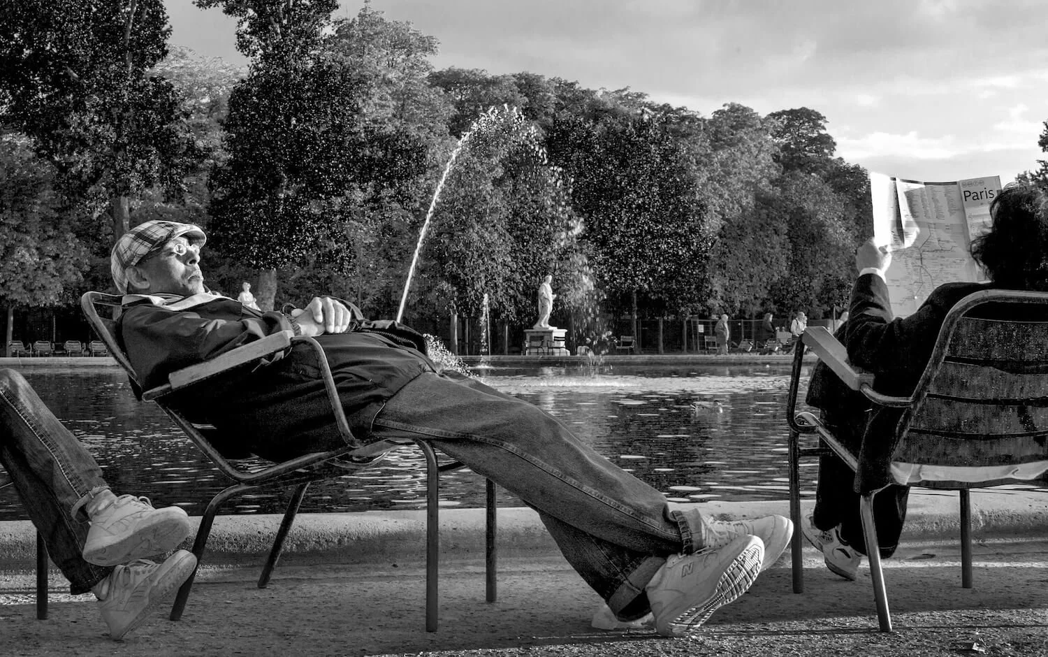 Editorial_10_ParisFountainGardenPark.jpg