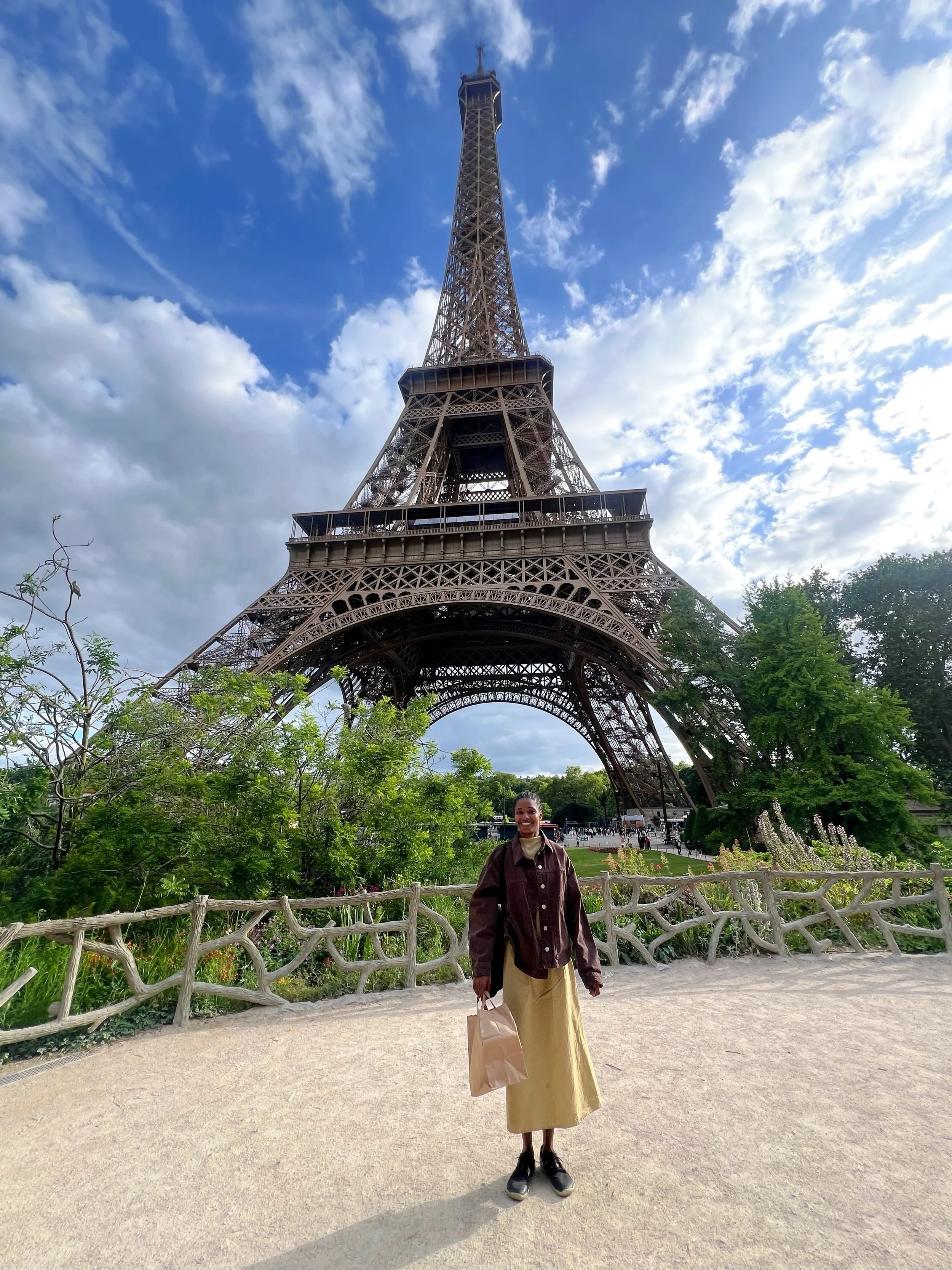 I quit my phone and went to Paris. I made a new blog post and YouTube video about it all which are now up on my website.

#paris #france #eiffeltowerparis #travelposts #digitalminimalism
