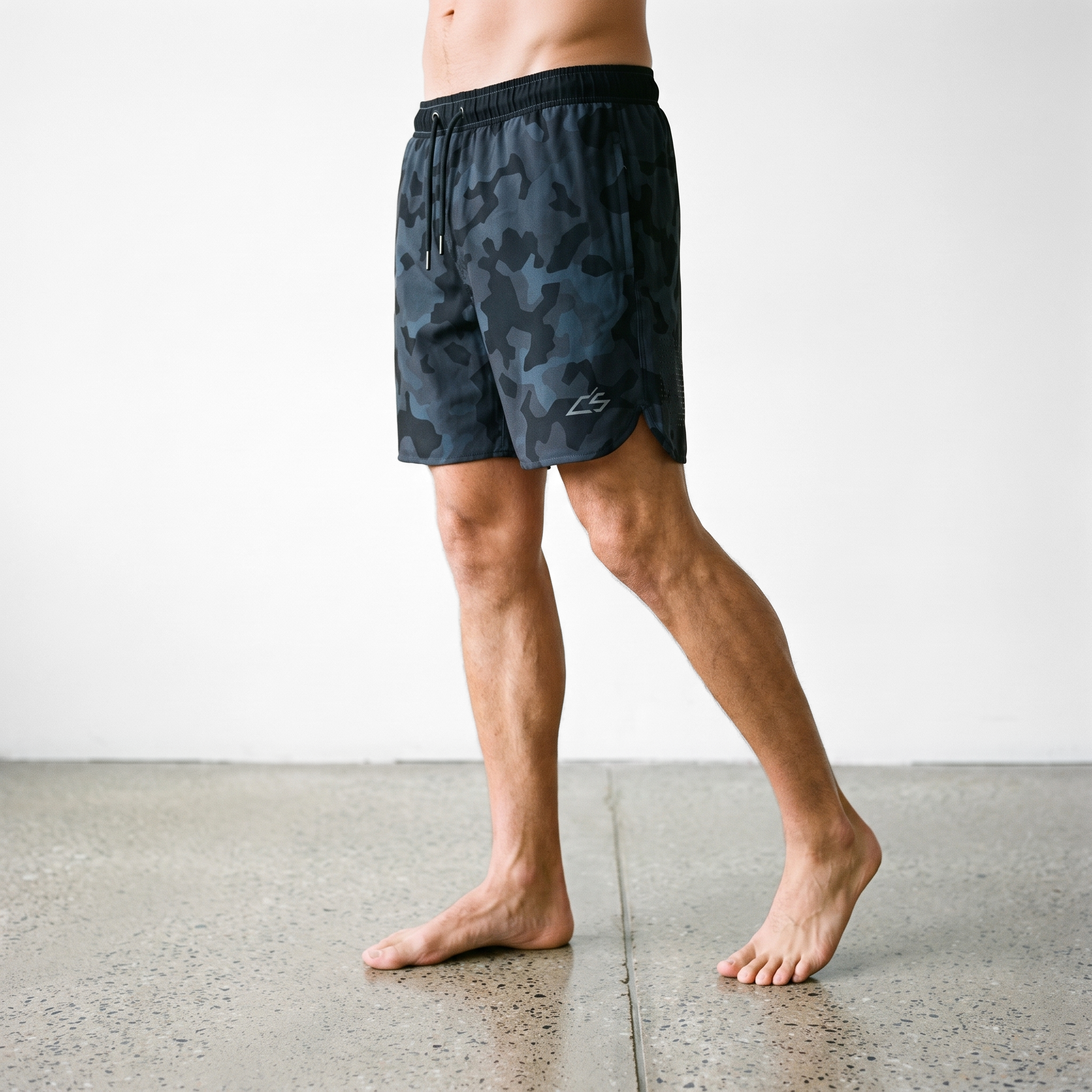 Performance Shorts: Cyber Camo