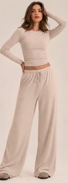 Travel in Style with the Trendy Queen Women's 2 Piece Fall Lounge Set