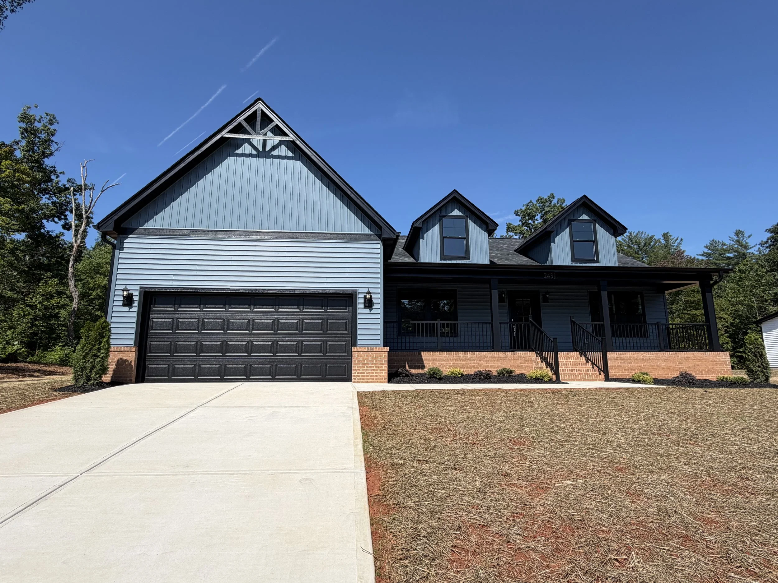 SOLD
2431 Kimberly Avenue
$450,000