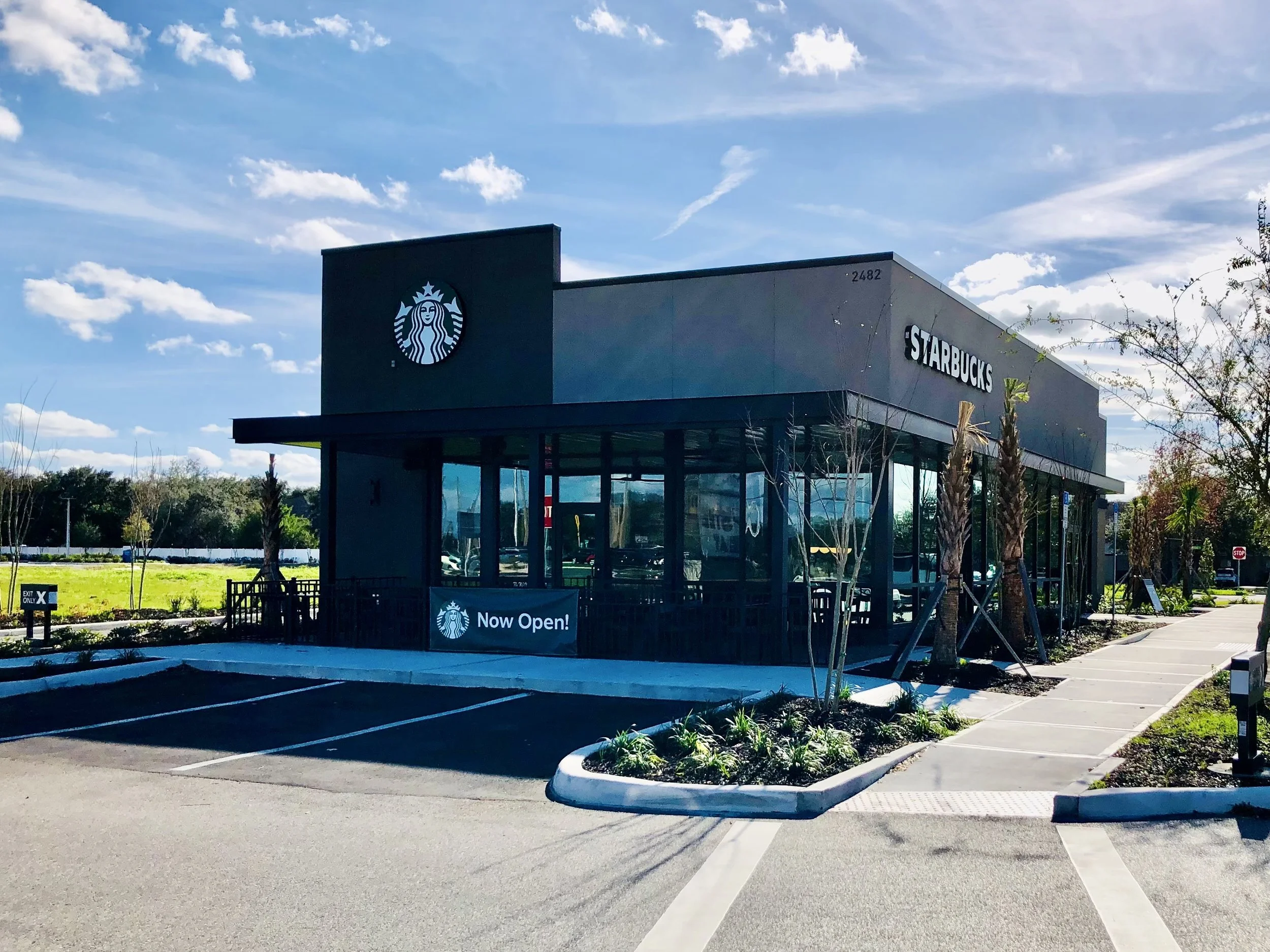 Starbucks Building Photo
