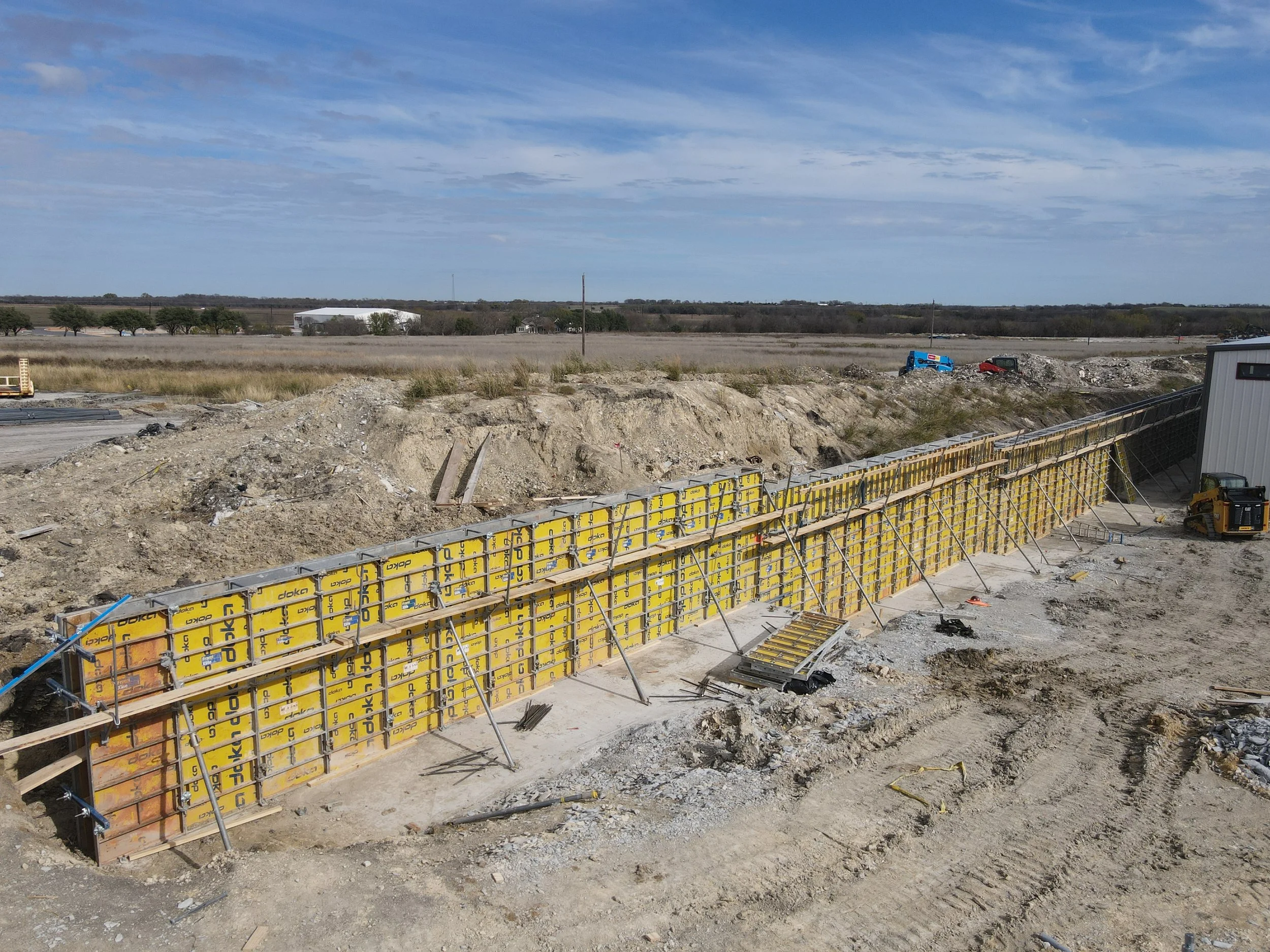 dji_fly_20251128_115940_391_1764352876954_photo.jpeg