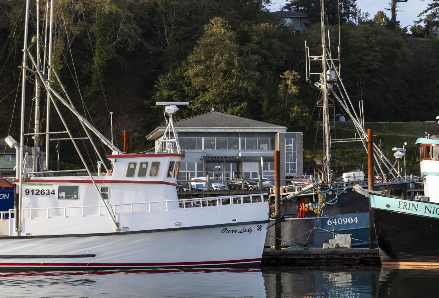 Local Ocean Seafoods, Newport, Oregon: The Tide is Changing