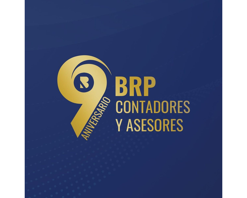 Logo con un diseño de llave dorada y texto que celebra el 9º aniversario del BRP, contando que es de contadores y asesores.