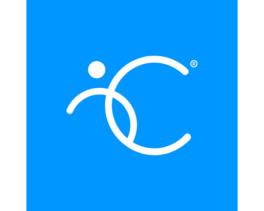 Logotipo de una marca con fondo azul y líneas blancas formando una figura abstracta