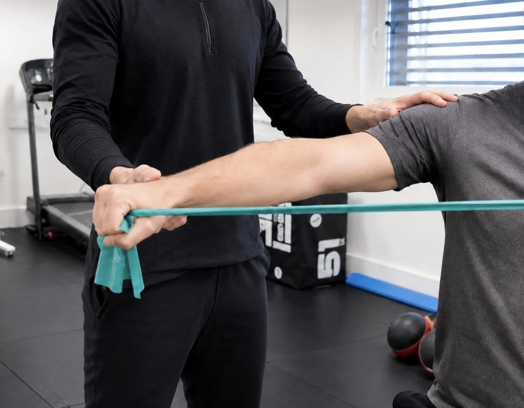 Exercice de kinésithérapie avec Kévin Potdevin, kinésithérapeute à Assesse