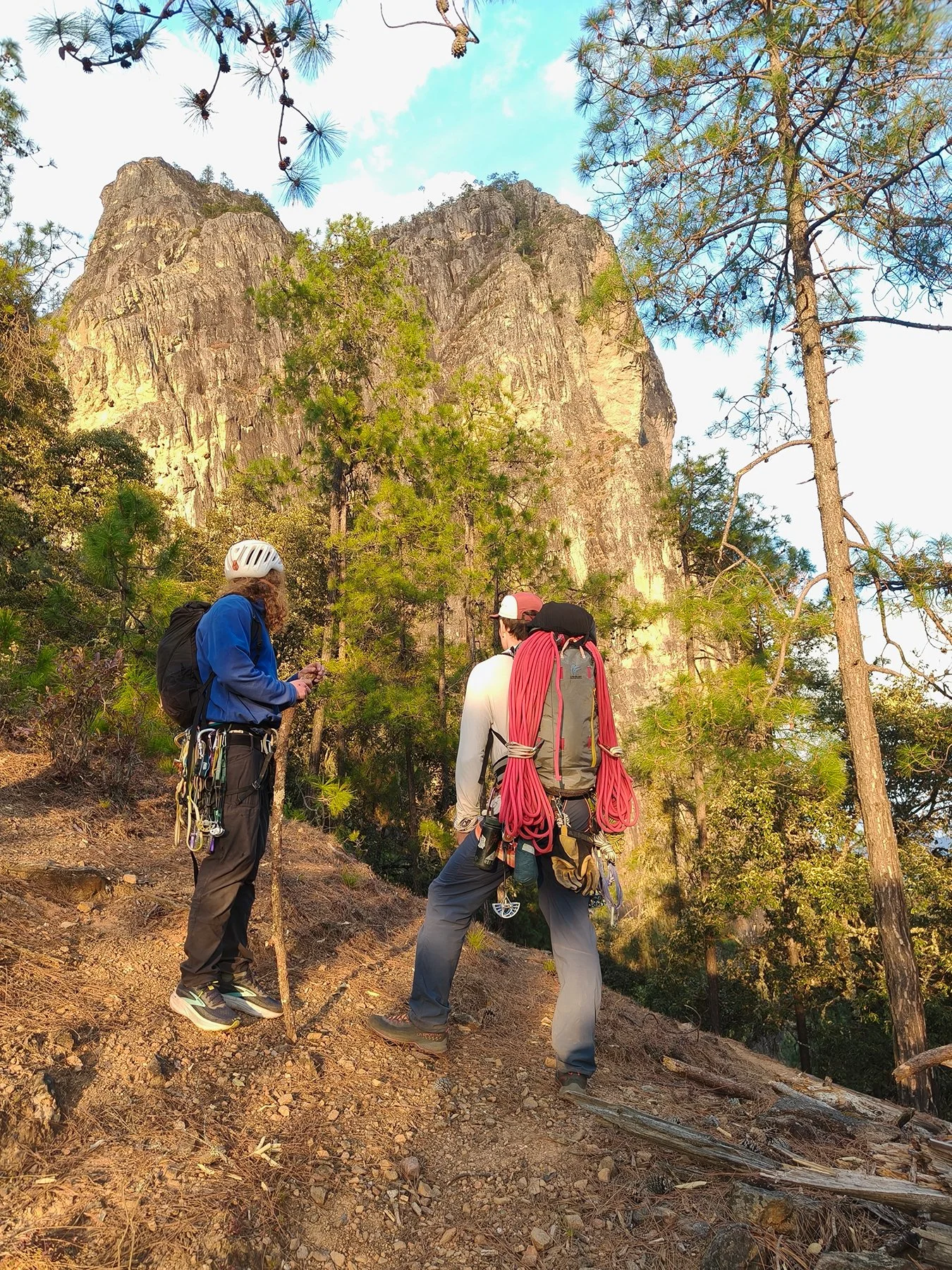 Hiking_PackontheWaytoBYS_(WebOptimized).jpg
