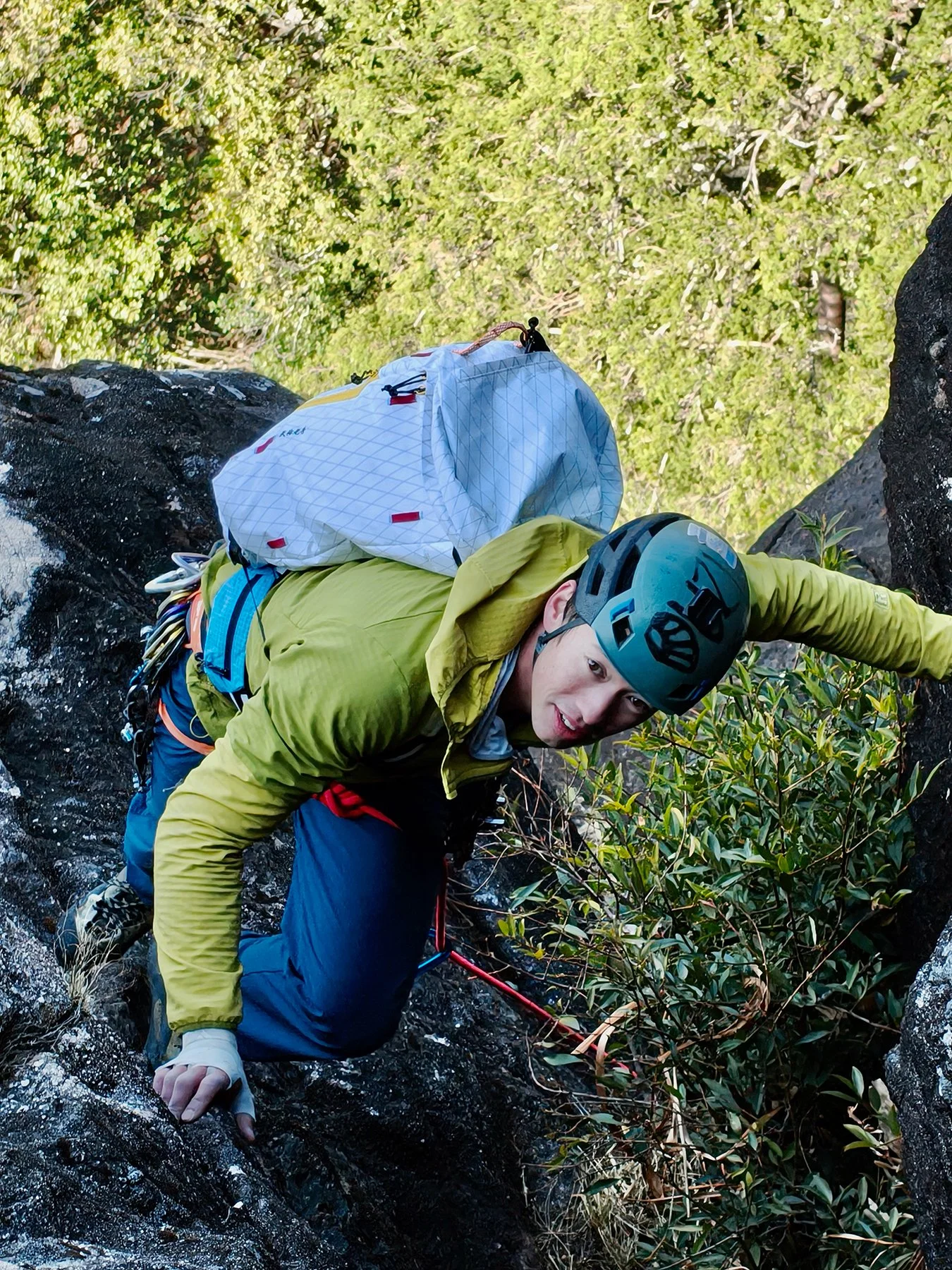 Climbing_RyderonLowerMilkyWay_(WebOptimized).jpg