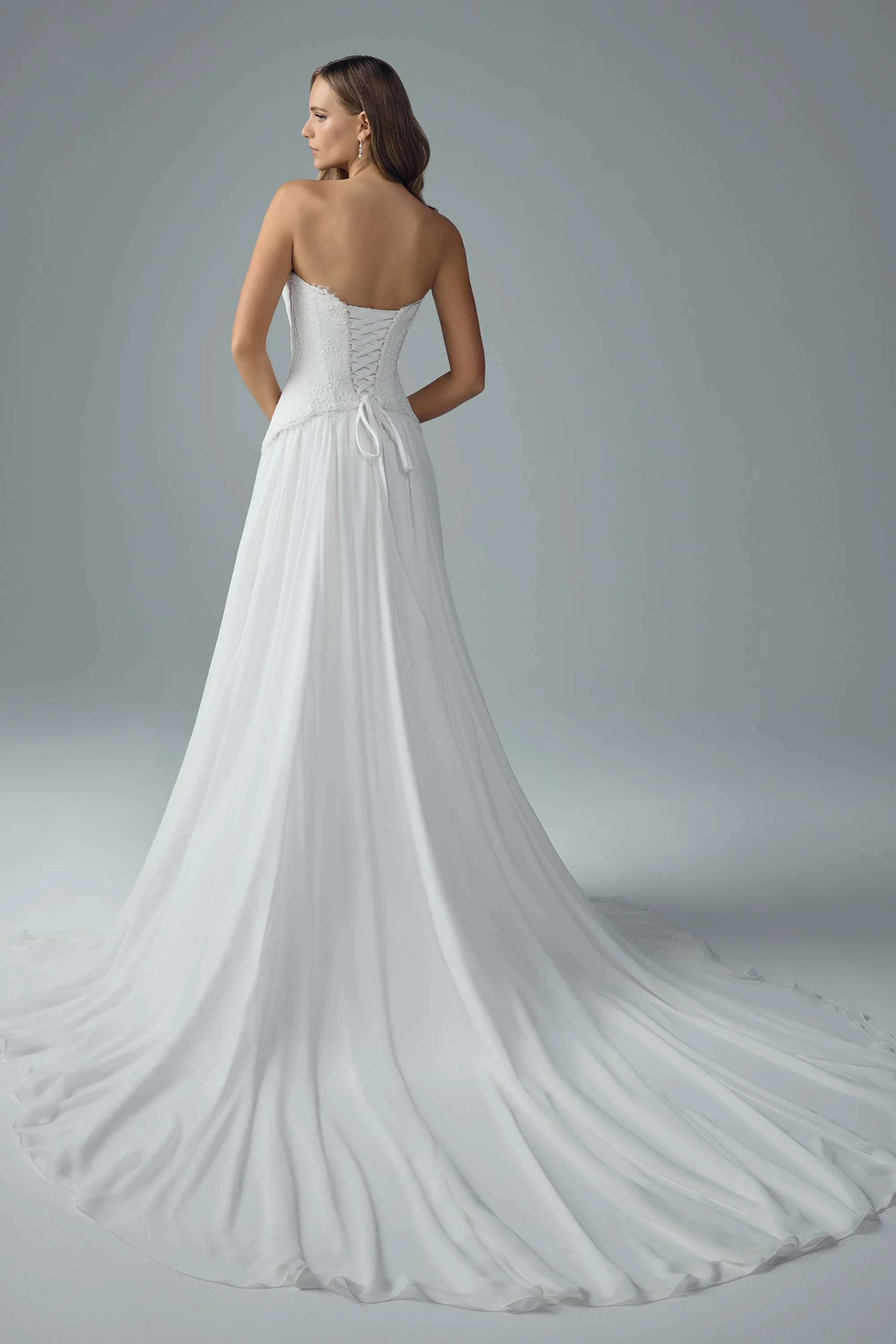 Y3223-ivory-blush-b.jpg