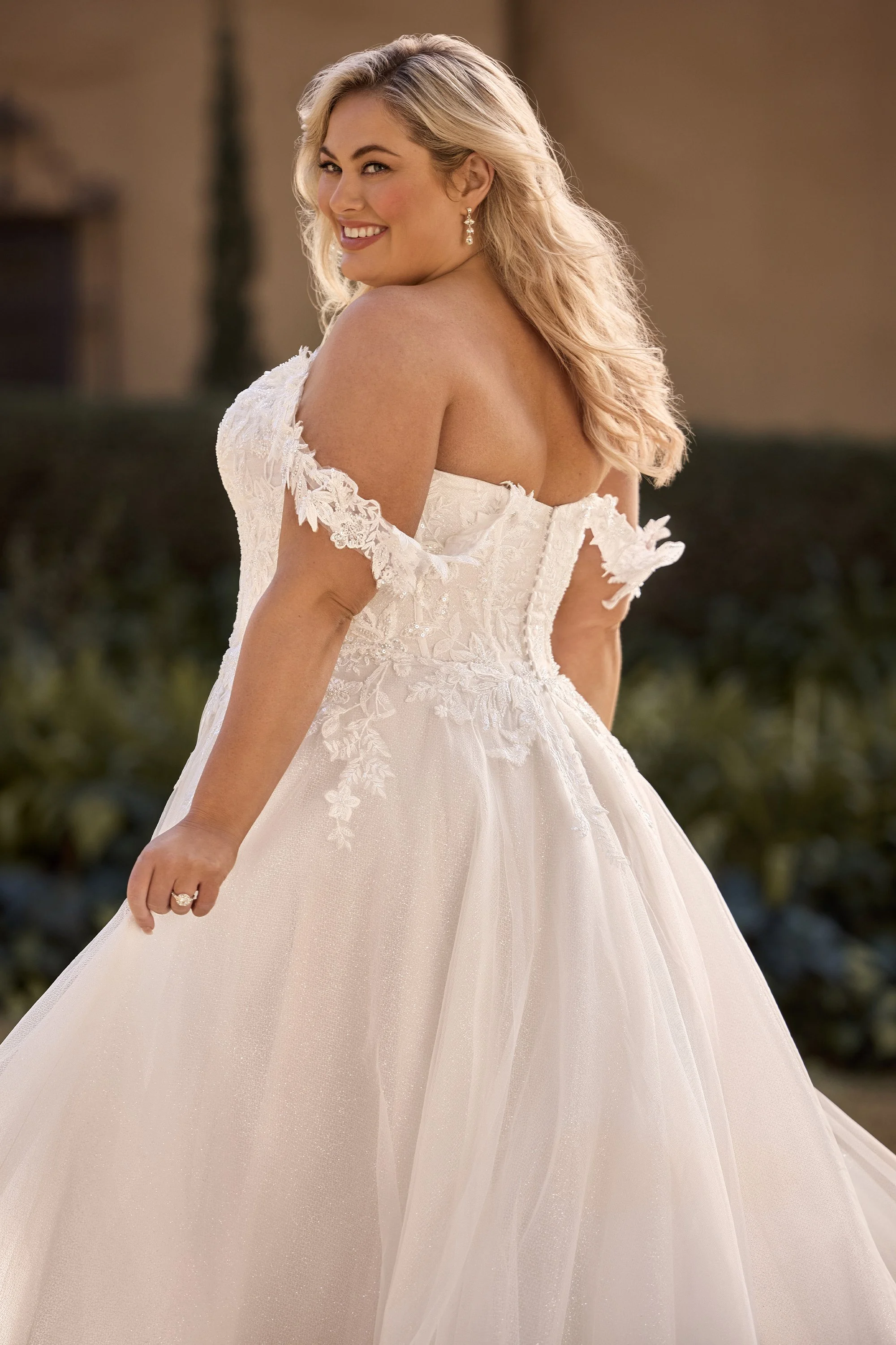 Y3157FI-ivory-b.jpg