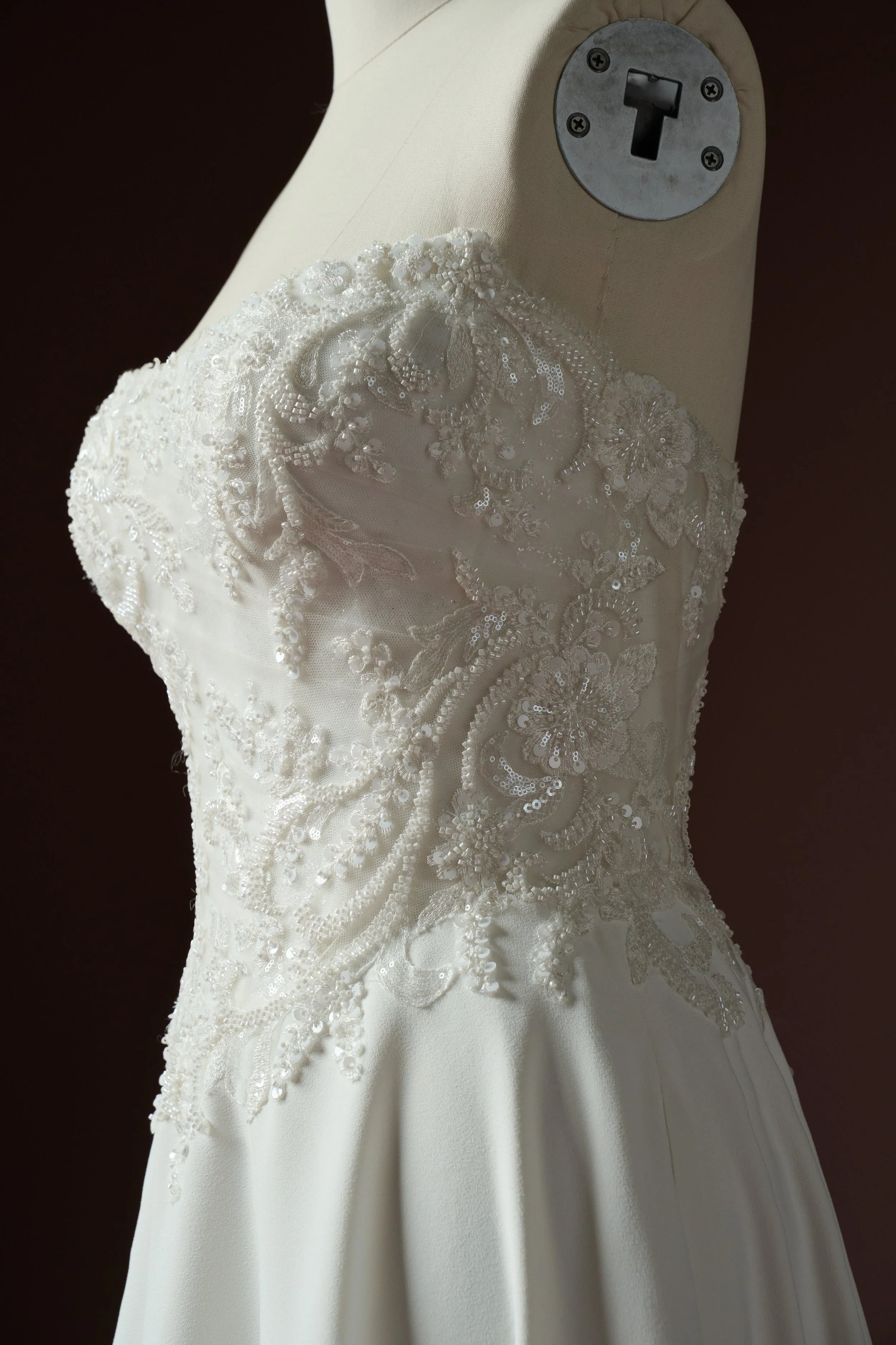 Rebecca-Ingram-Hazel-A-line-Wedding-Dress-F6RK109B01-Alt101-IV002-uncropped.jpg