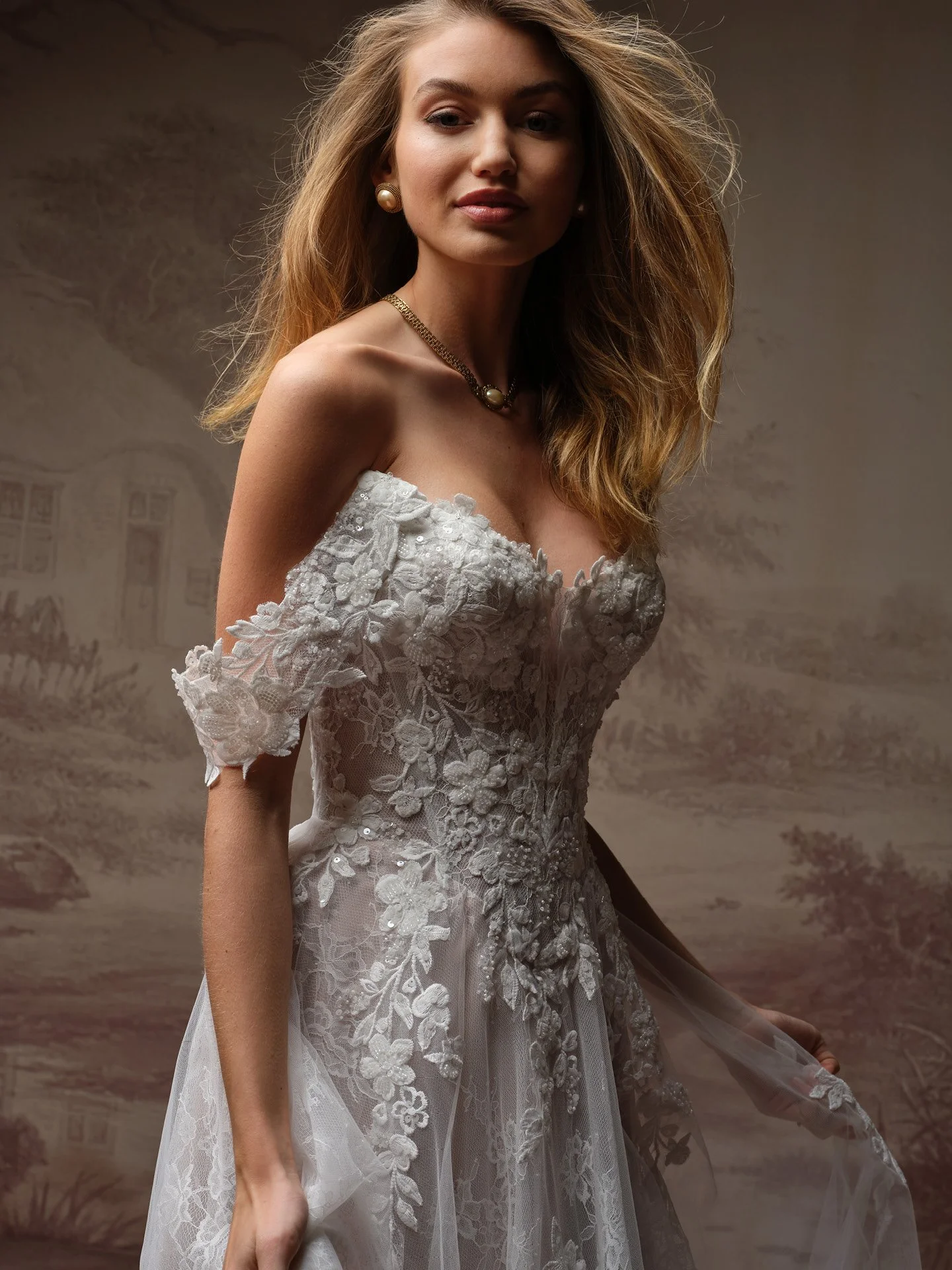 Maggie-Sottero-Hadley-A-Line-Wedding-Dress-F6MB135A01-Alt53-IV052.jpg