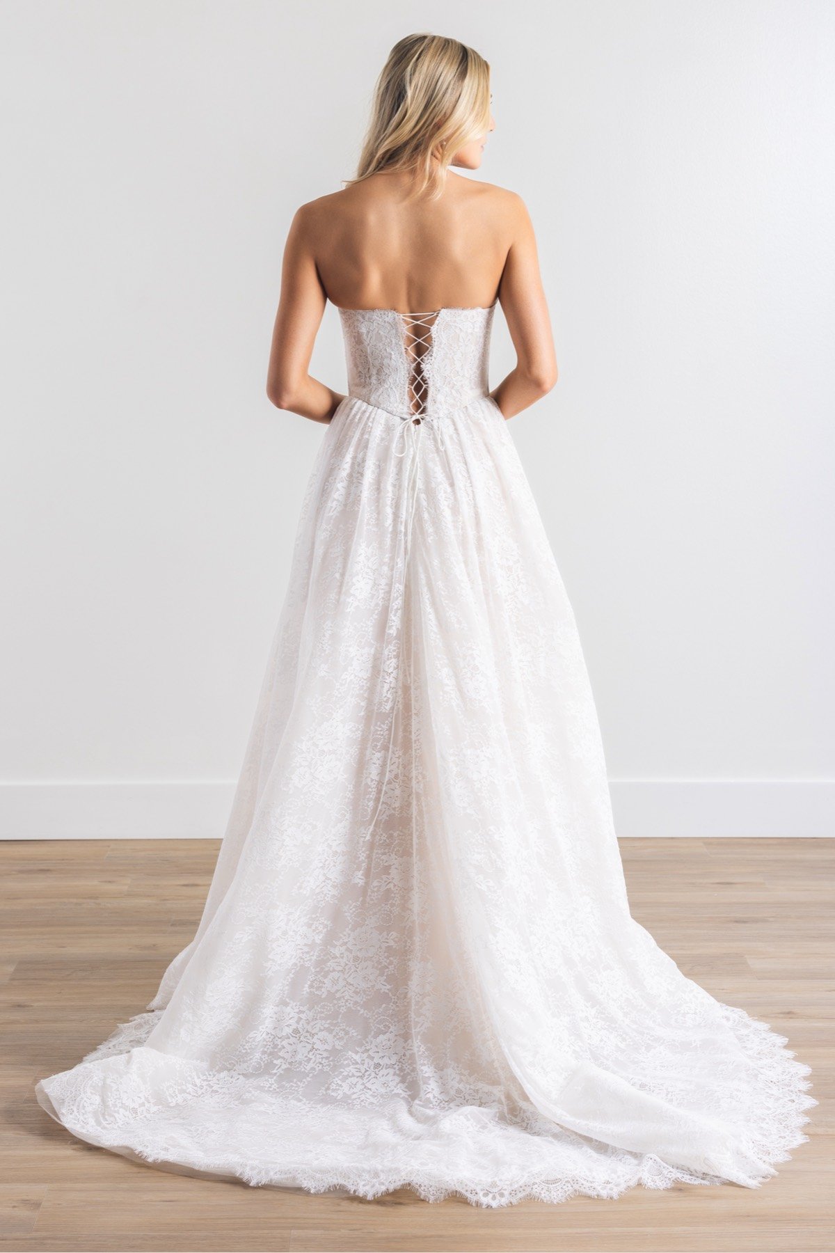 Charlotte Modest Back.jpg