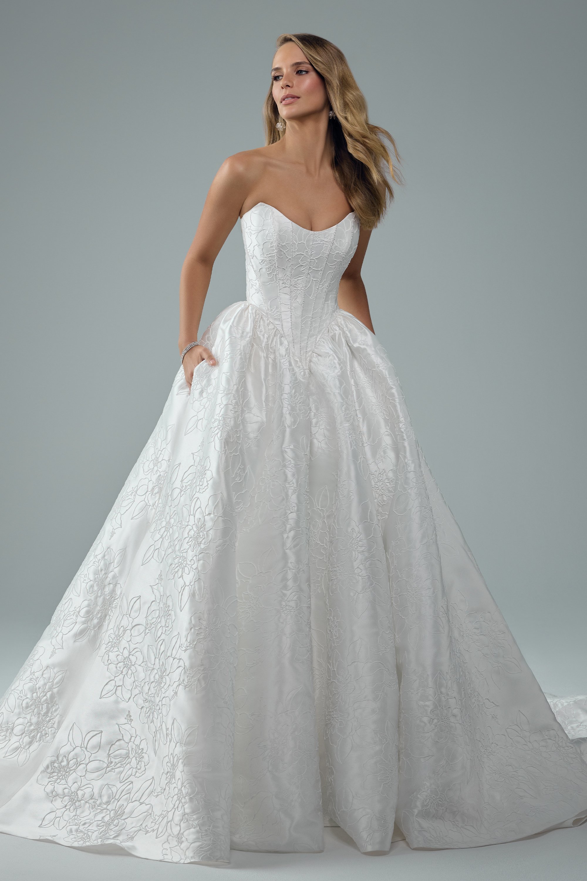 ST673-ivory-b.jpg