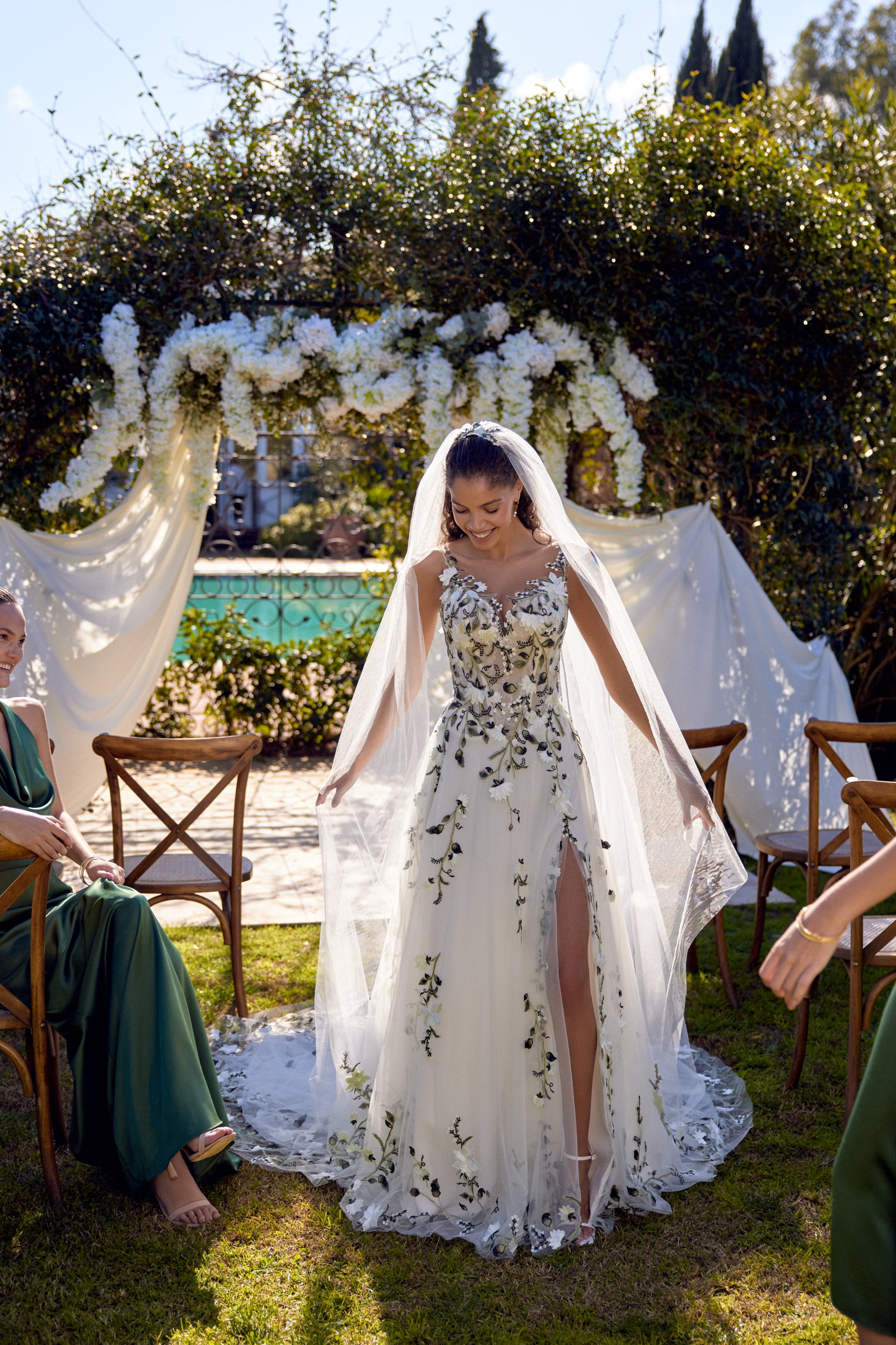 66437