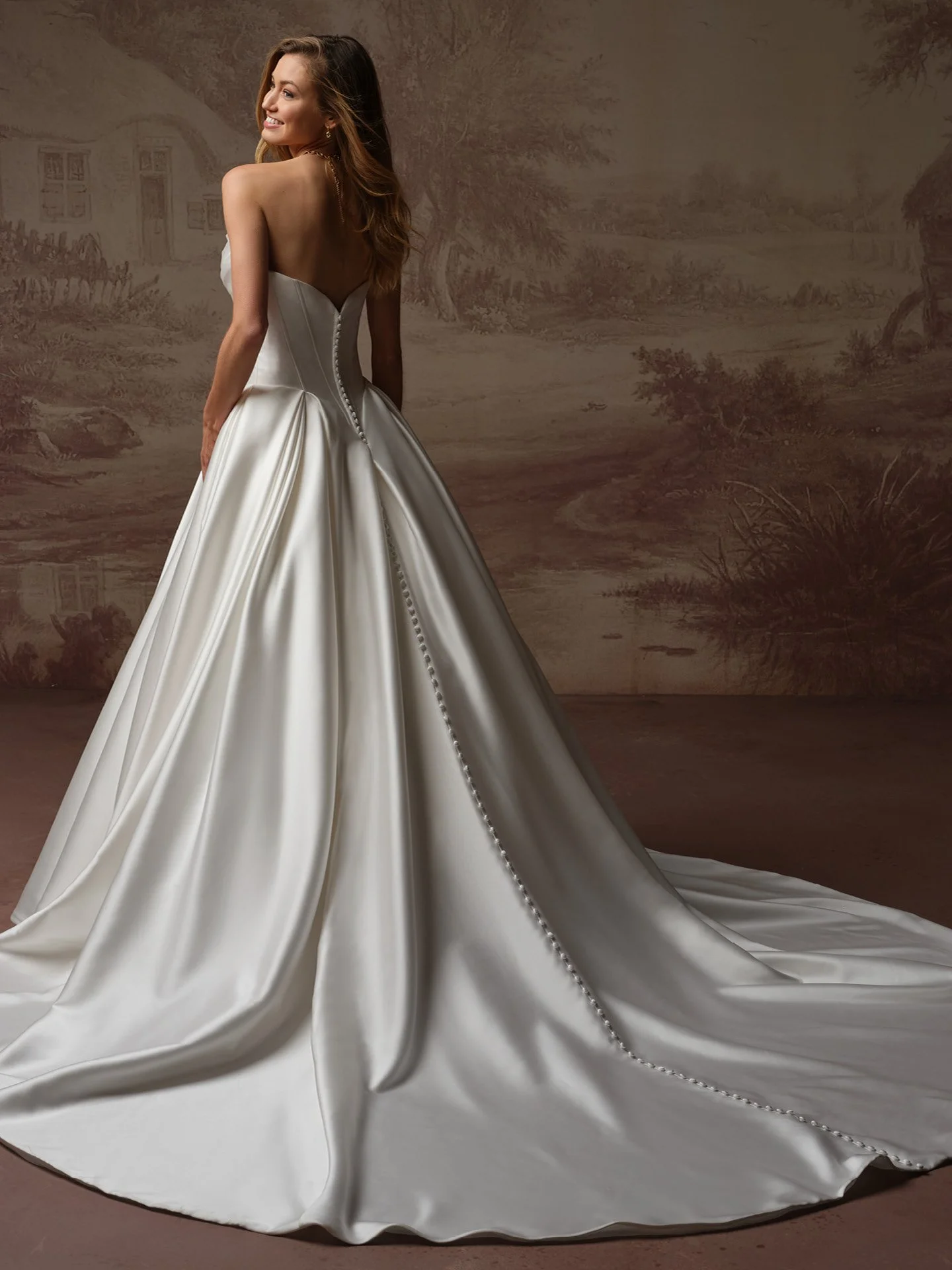Maggie-Sottero-Fiorita-Ballgown-Wedding-Dress-F6MS207A01-Alt55-IV002.jpg