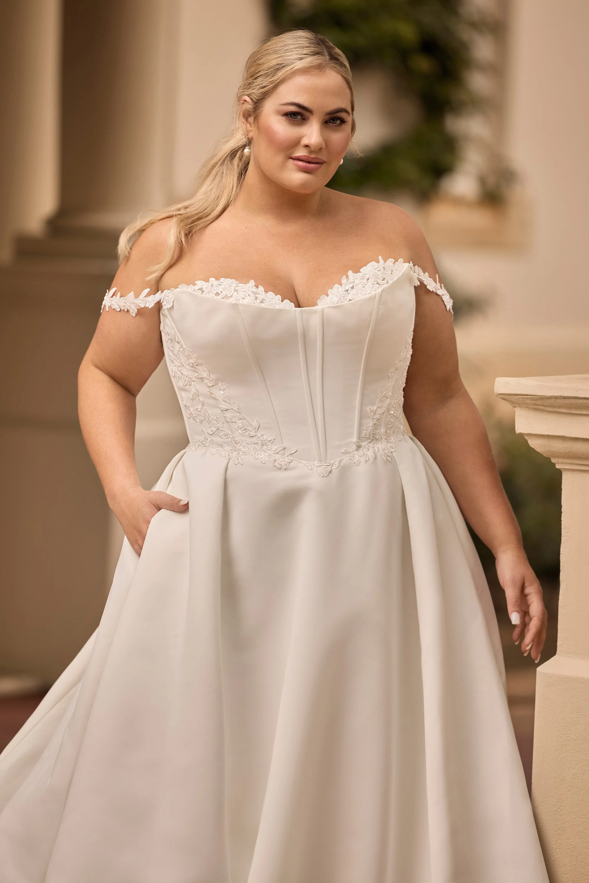 Y3171FI-ivory-b.jpg