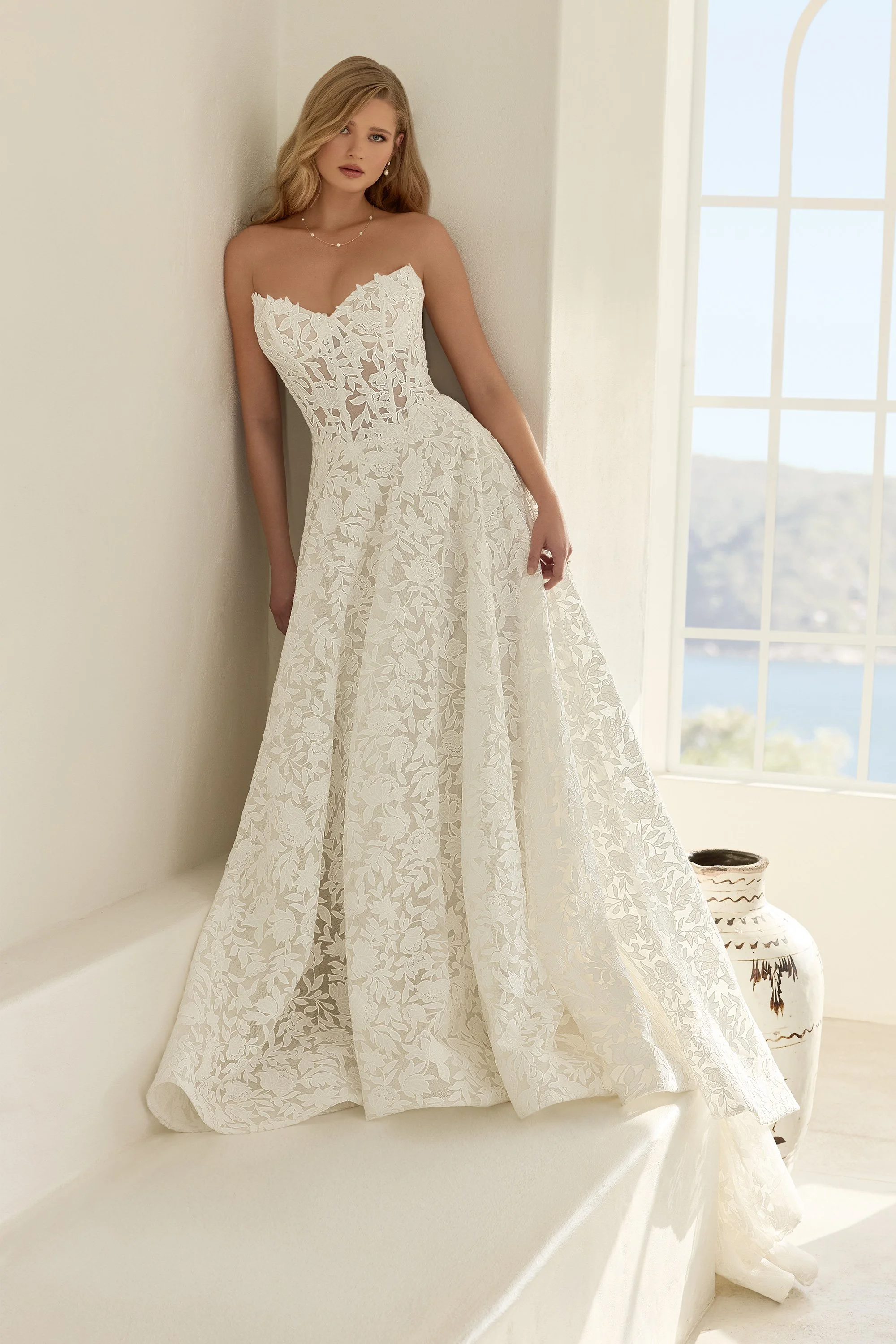 Y3229-ivory-light-champagne-a.jpg