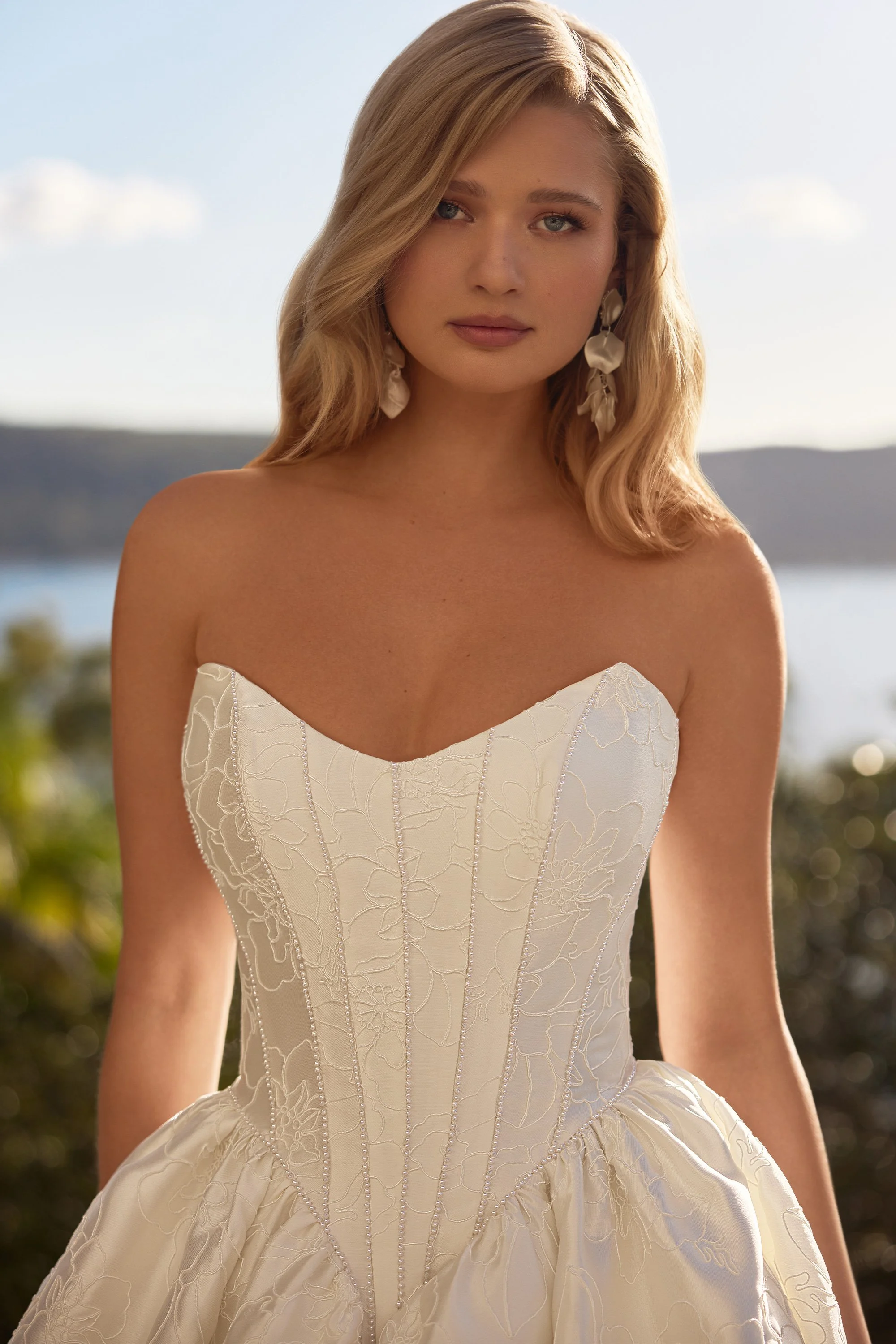 ST673-ivory-d.jpg