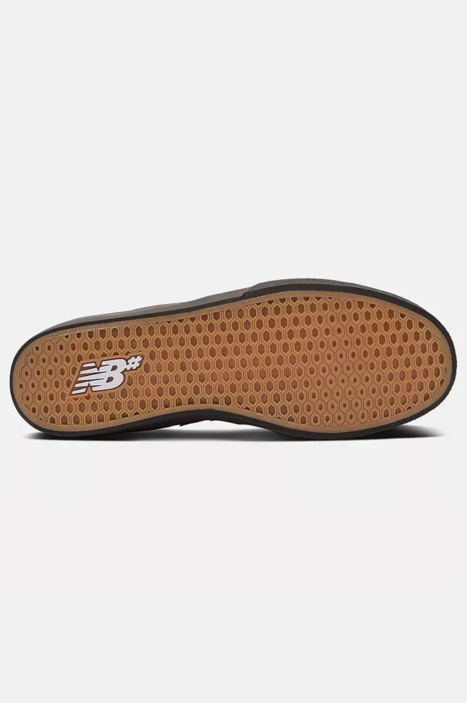 new-balance-numeric-255-black4.webp
