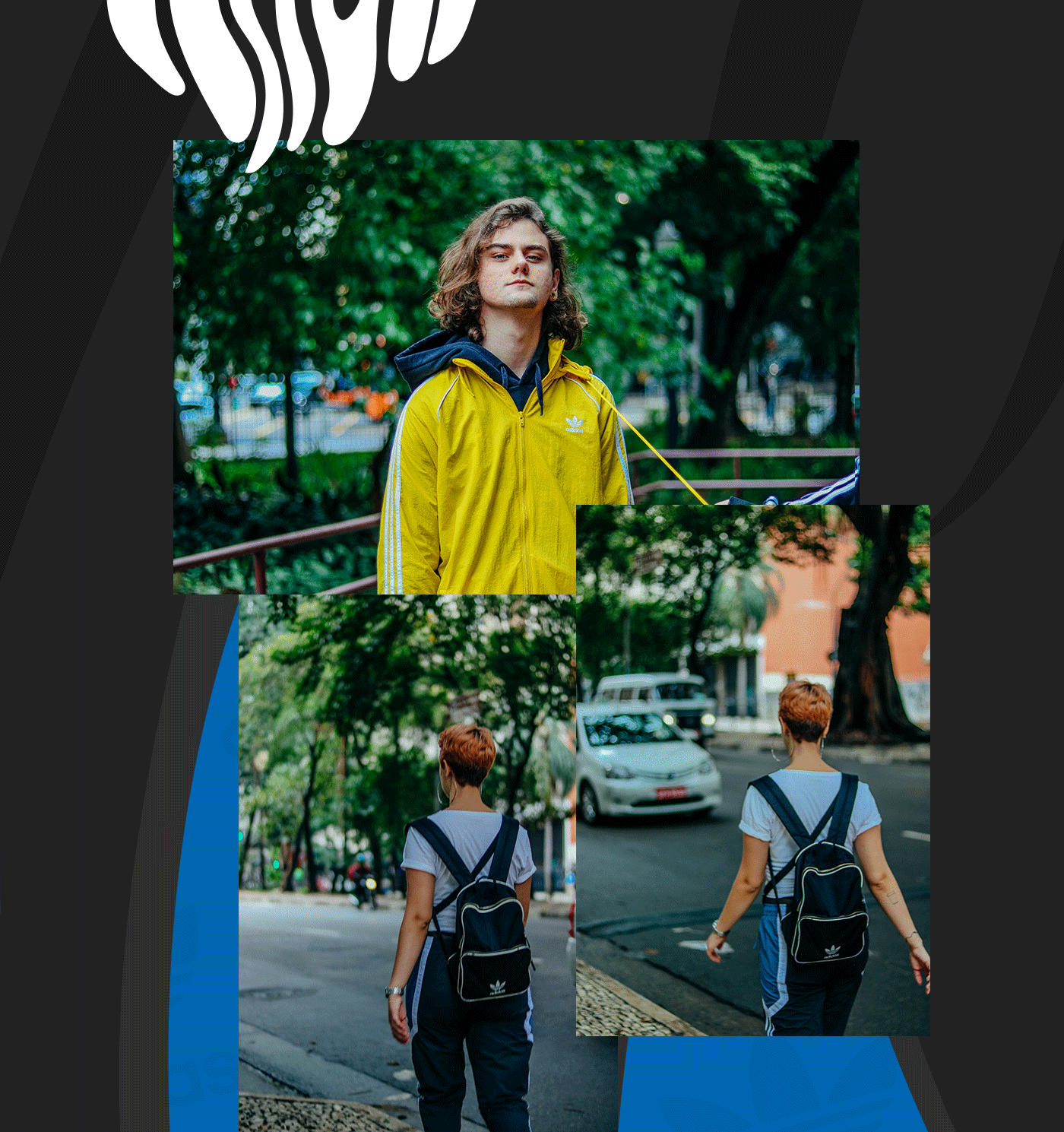 Foto de um jovem de cabelos castanhos curtos, usando uma camiseta branca, jeans azul e mochila preta, caminhando na rua em uma cidade movimentada com carros e árvores ao redor.