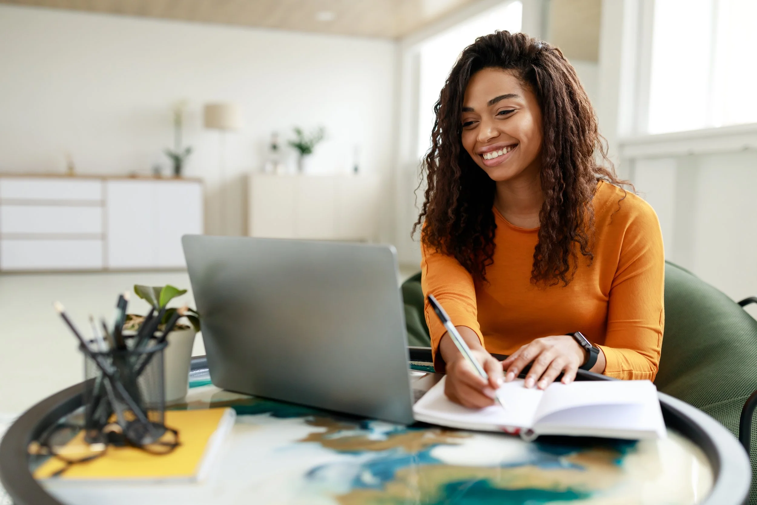 BRIEF (SOLUTION- FOCUSED) THERAPY: 
Goal-Oriented sessions that highlight and utilize your strengths and resources to quickly identify solutions and implement tangible change for the present and future.