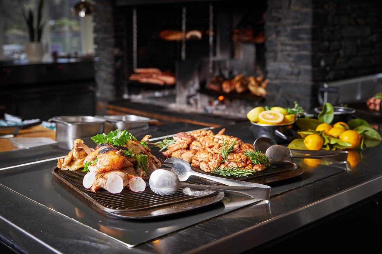 RealNZ-Walter-Peak-BBQ-Dinging-Meats-medium.jpg