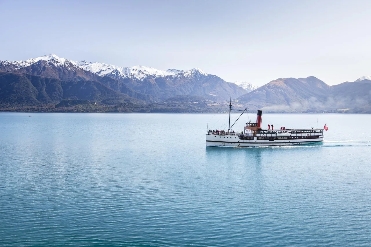 RealNZ-TSS-Earnslaw-Cruise-medium.jpg